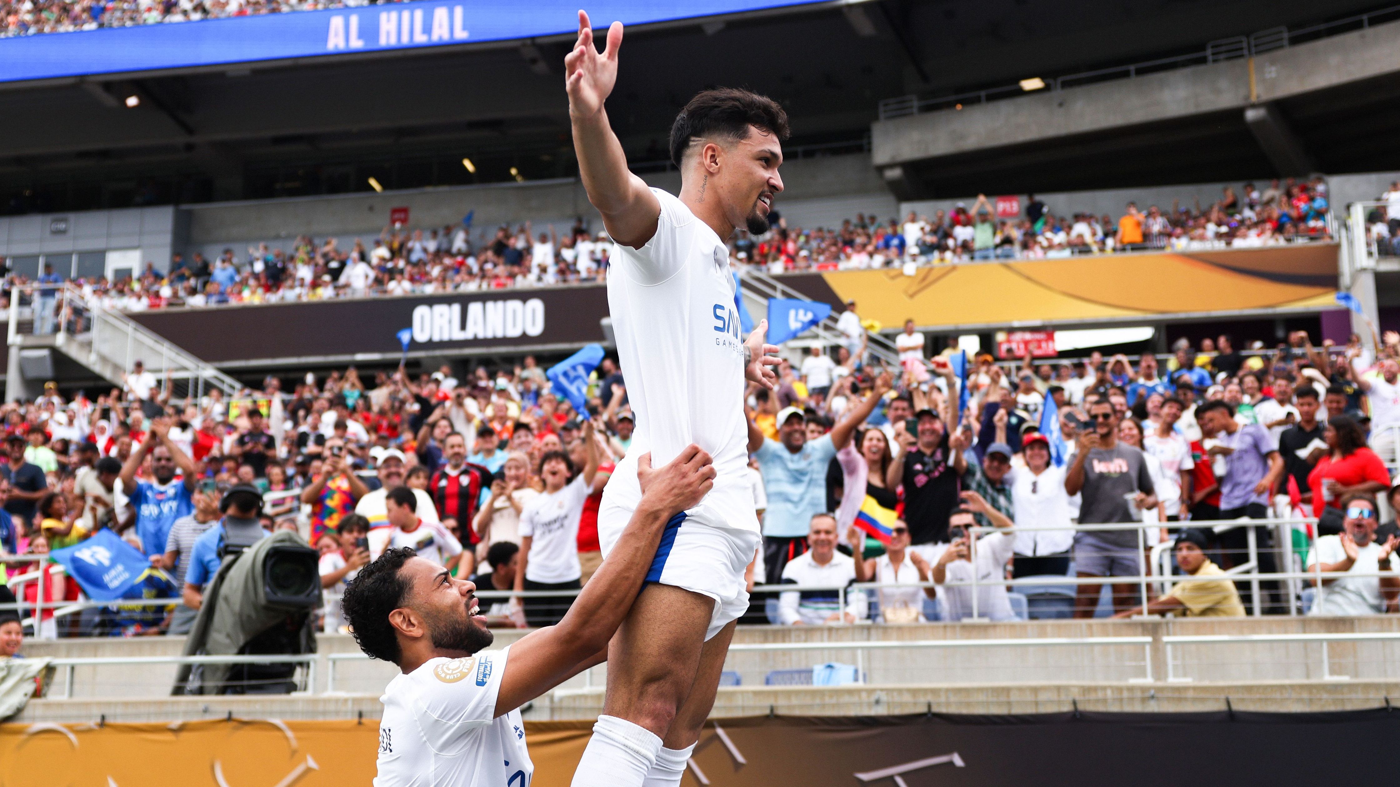 Fluminense FC v Al-Hilal: Quarter Final - FIFA Club World Cup 2025