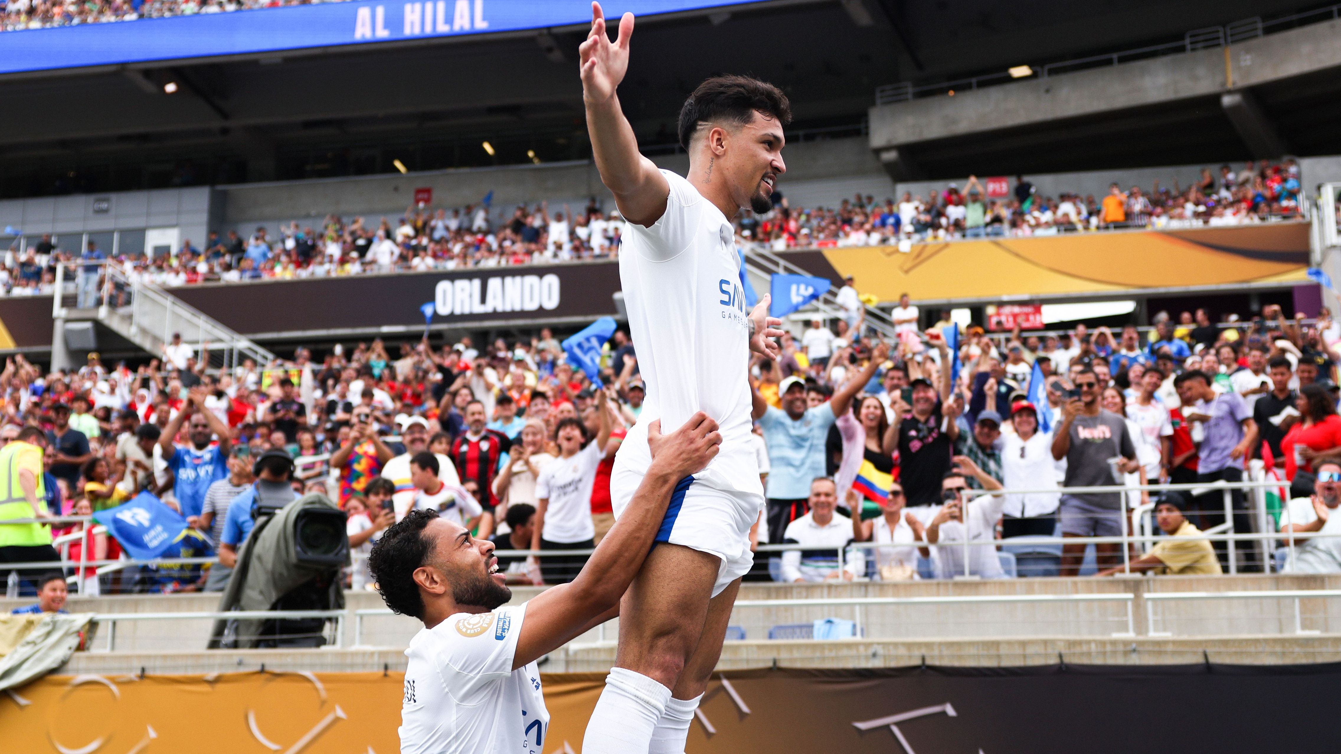 Fluminense FC v Al-Hilal: Quarter Final - FIFA Club World Cup 2025