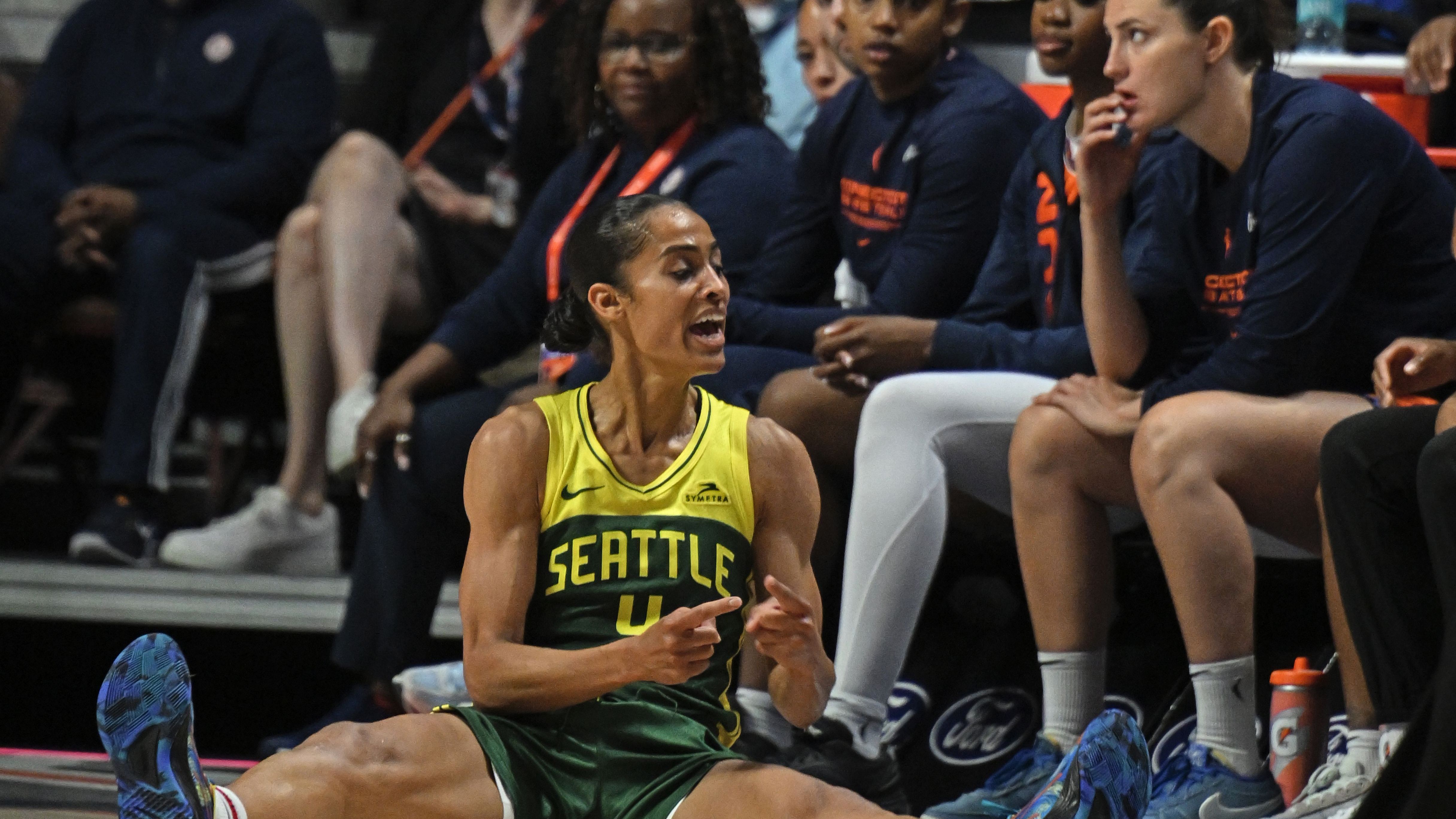 Connecticut Sun v Las Vegas Aces