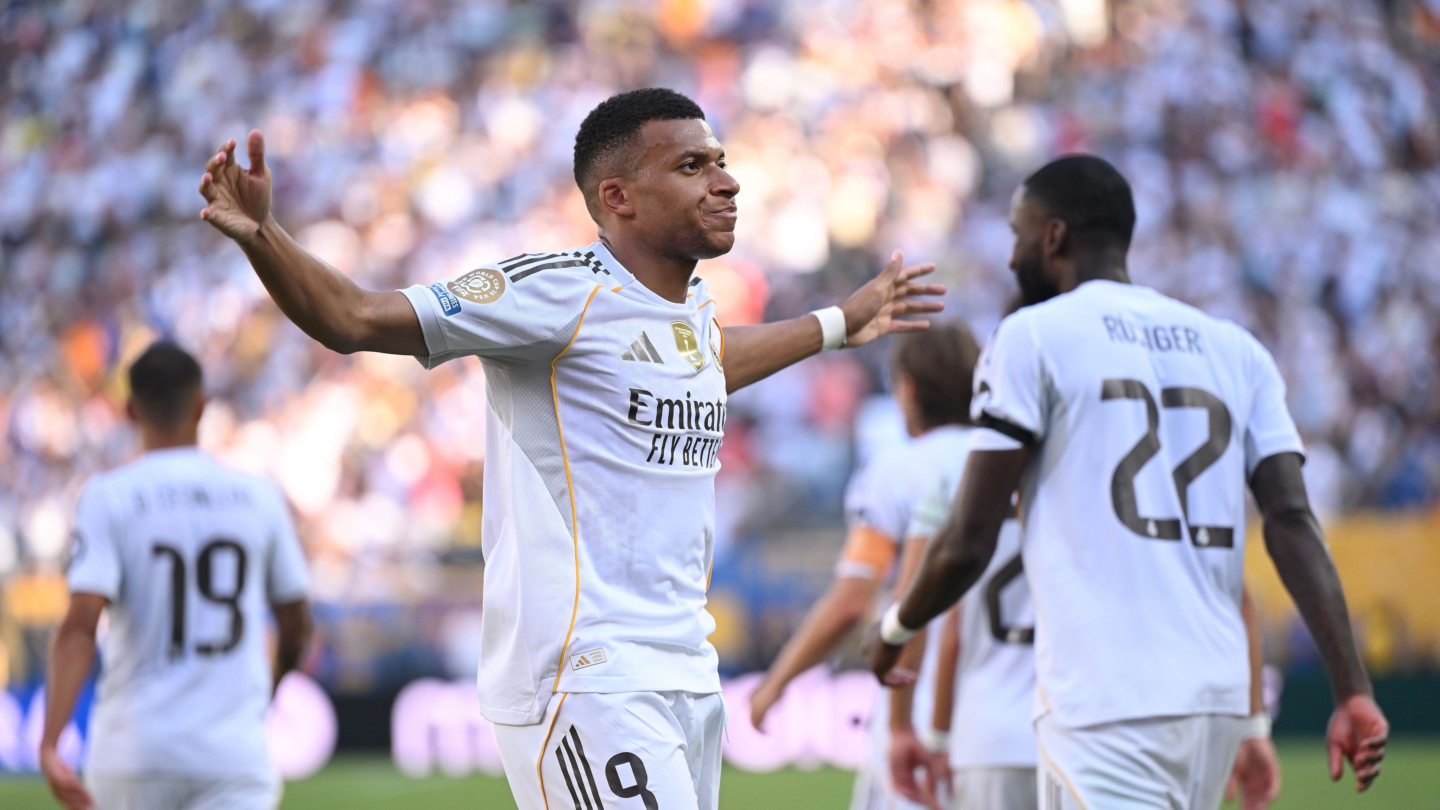 Real Madrid CF v Borussia Dortmund: Quarter-final - FIFA Club World Cup 2025