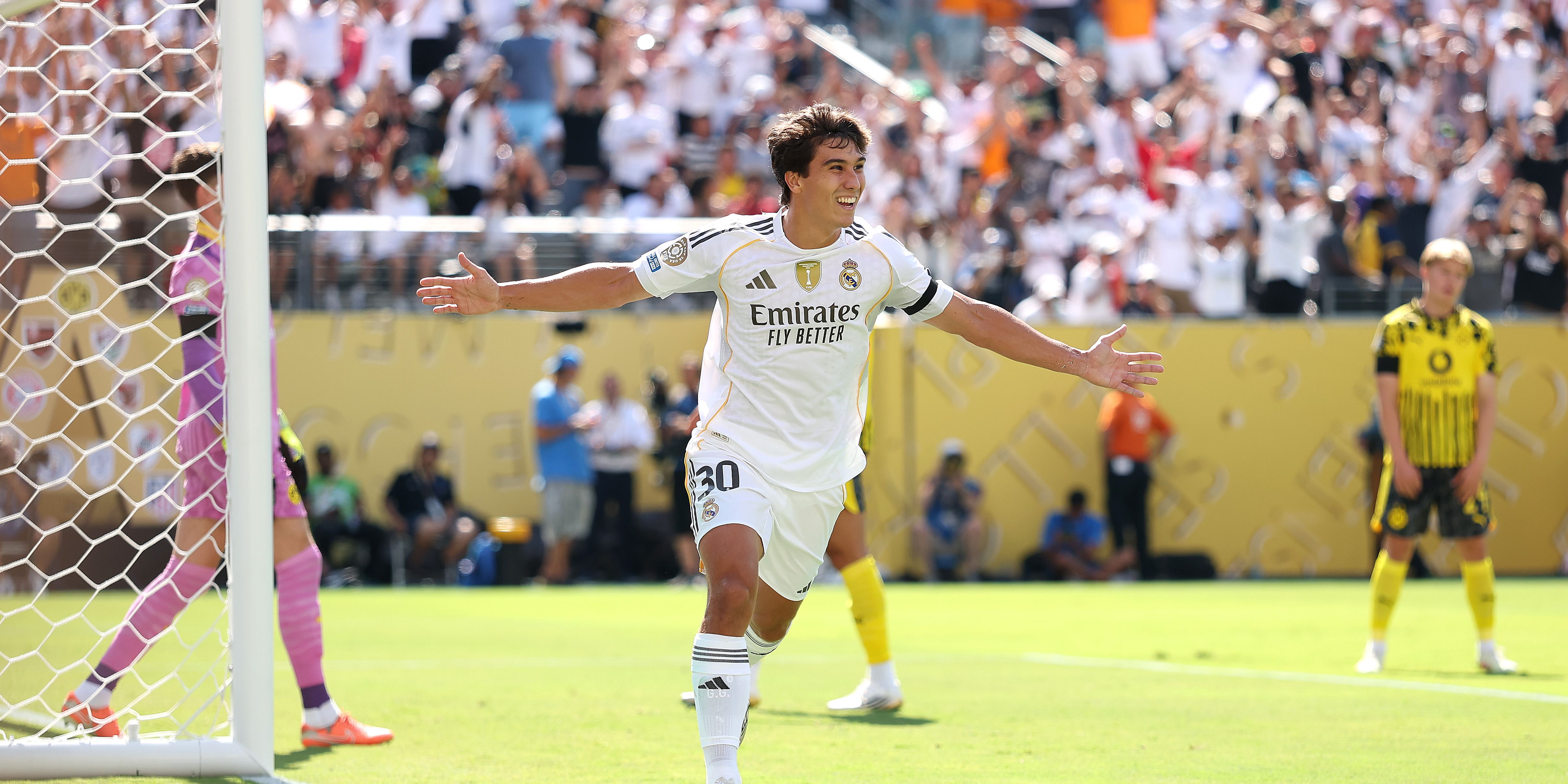 Real Madrid CF v Borussia Dortmund: Quarter Final - FIFA Club World Cup 2025