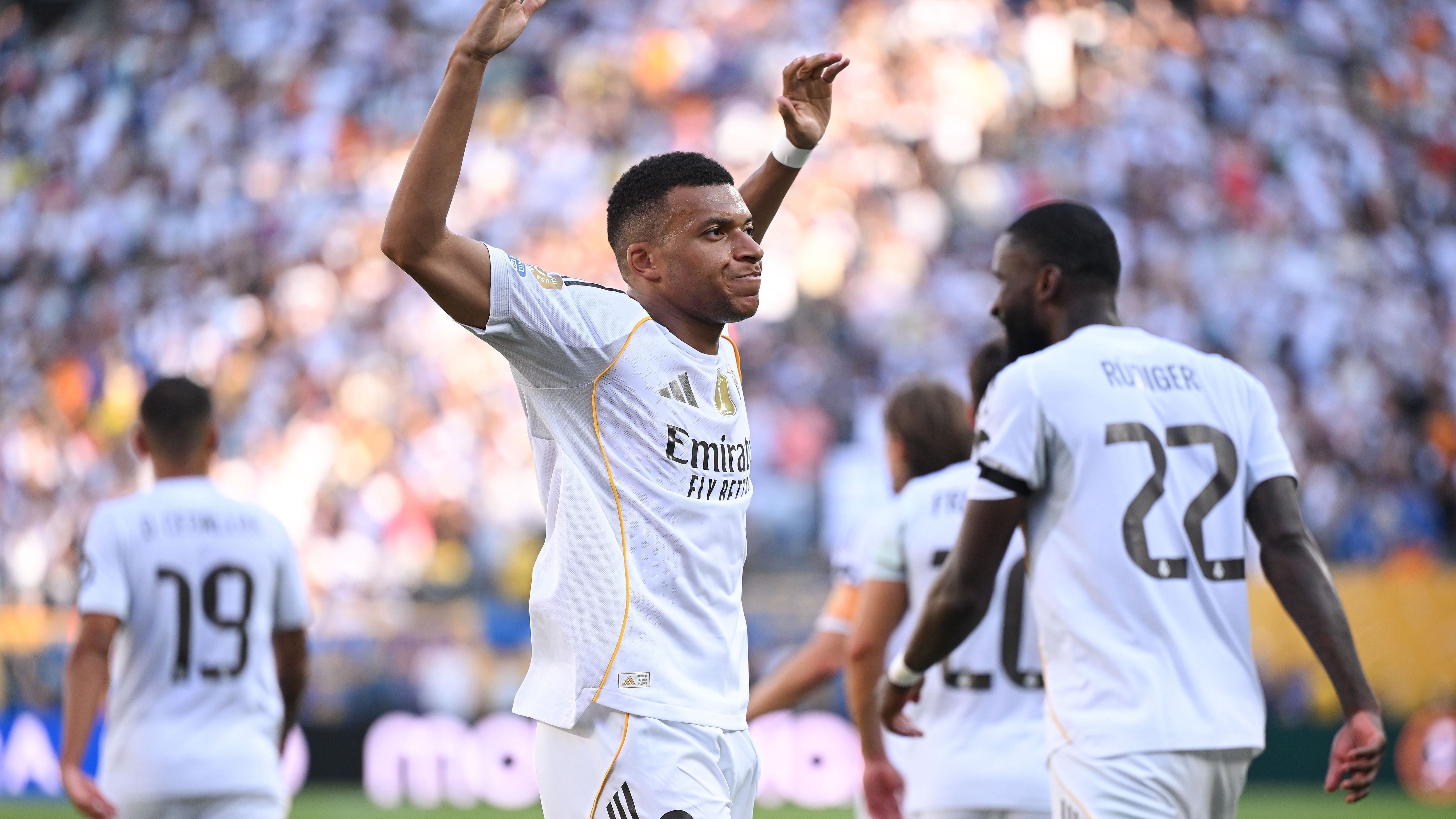 Real Madrid CF v Borussia Dortmund: Quarter-final - FIFA Club World Cup 2025