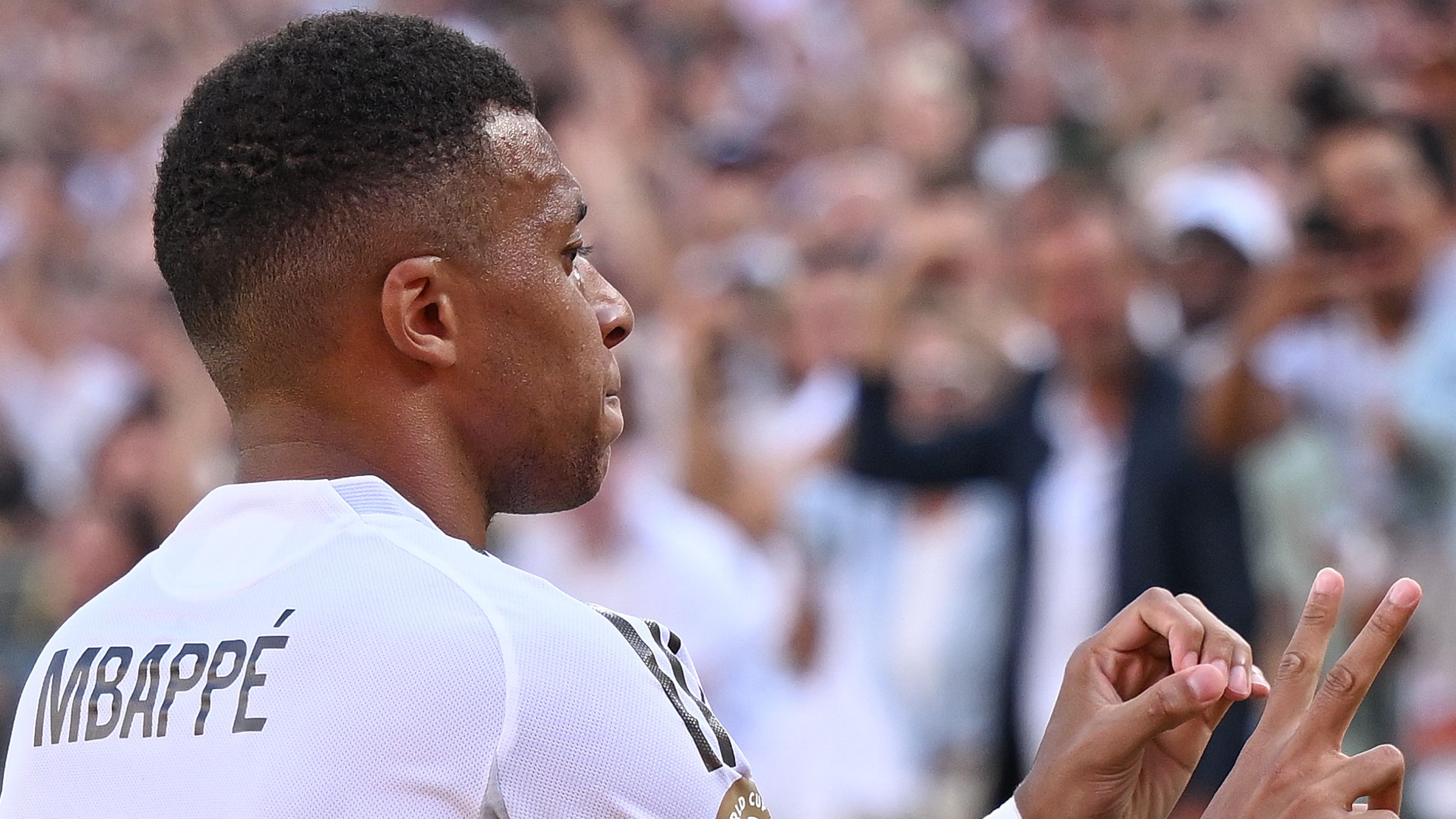 Real Madrid CF v Borussia Dortmund: Quarter-final - FIFA Club World Cup 2025