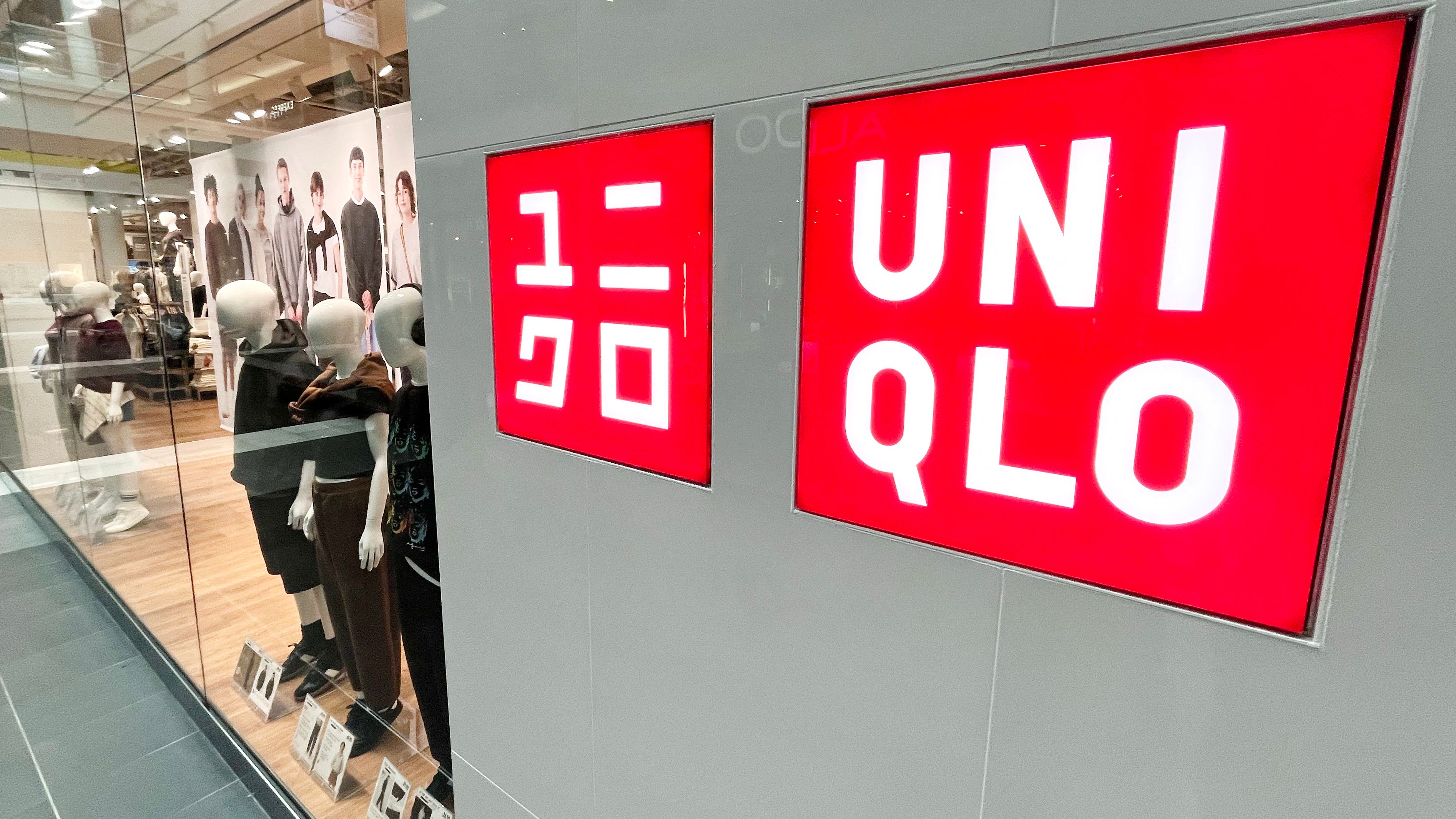 US-CLOTHING-EARNINGS-TRADE