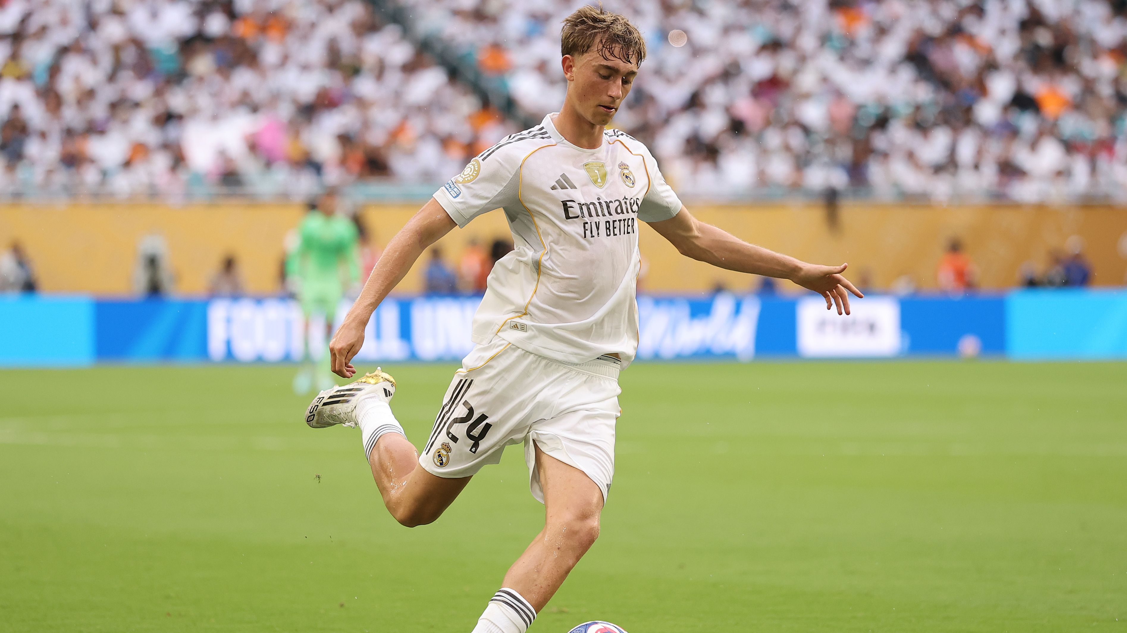 Real Madrid CF v Juventus FC: Round Of 16 - FIFA Club World Cup 2025