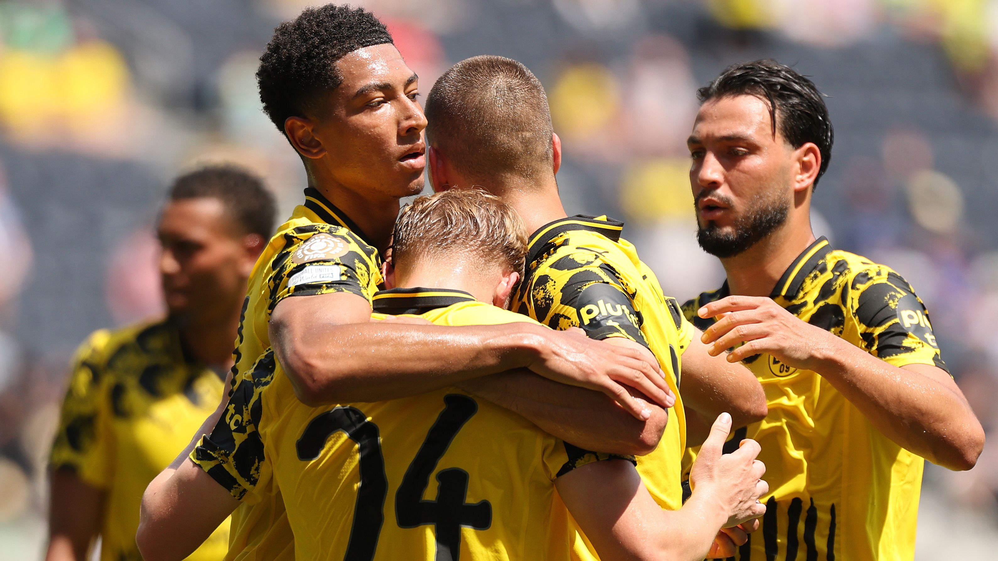 Borussia Dortmund v Ulsan HD FC: Group F - FIFA Club World Cup 2025