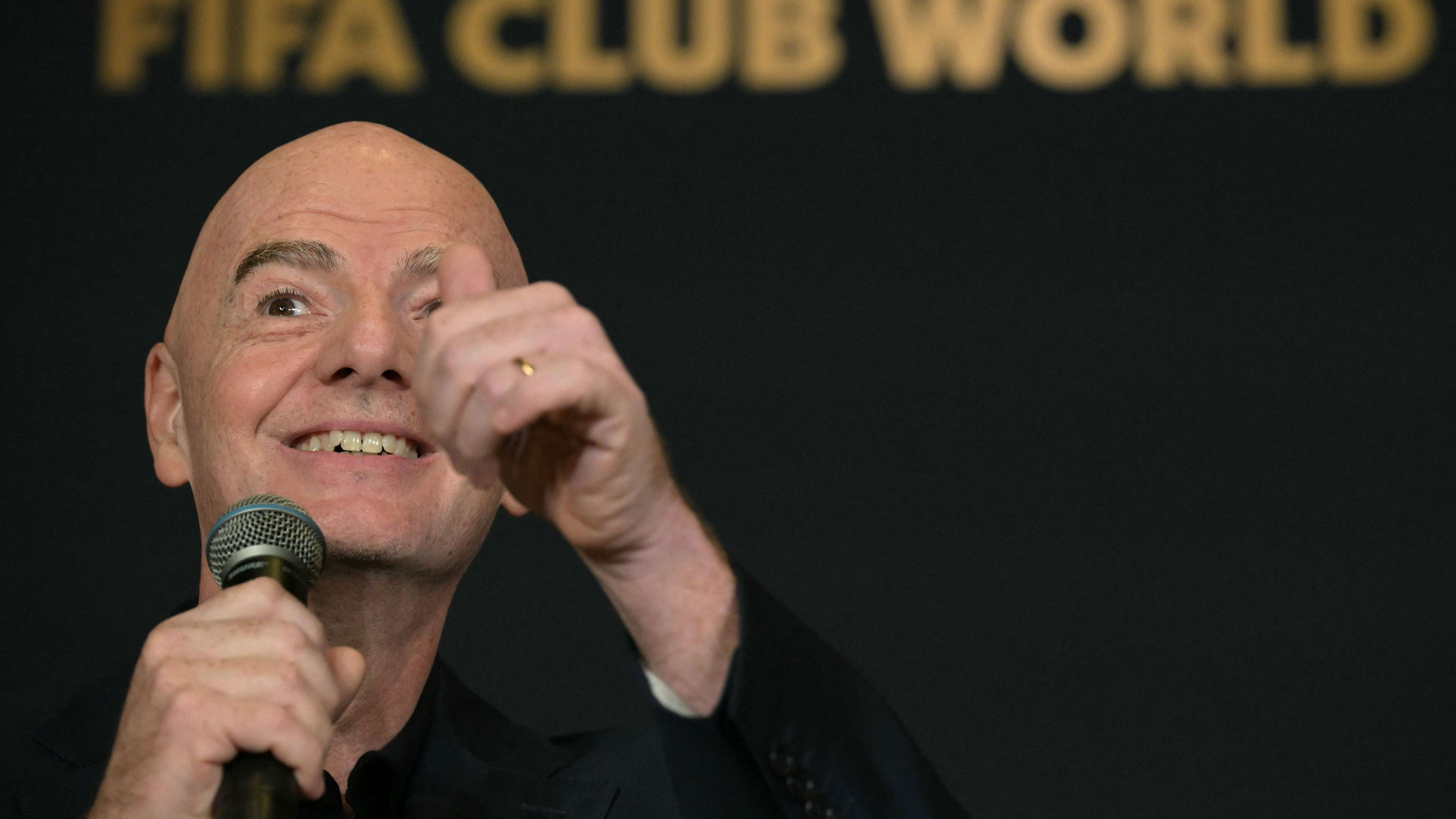 FBL-WC-CLUB-2025-PRESSER