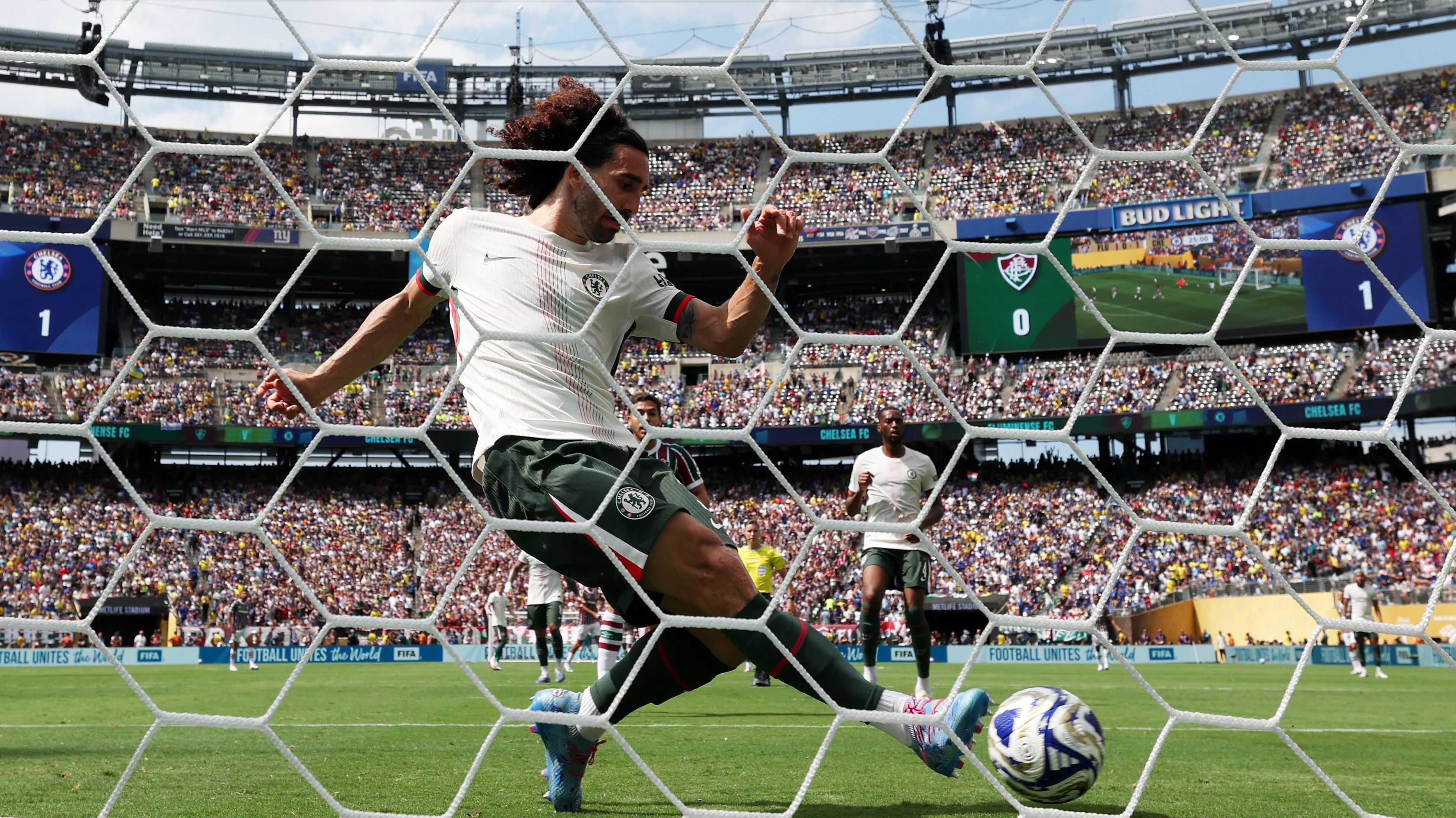 Fluminense FC v Chelsea FC: Semi Final - FIFA Club World Cup 2025