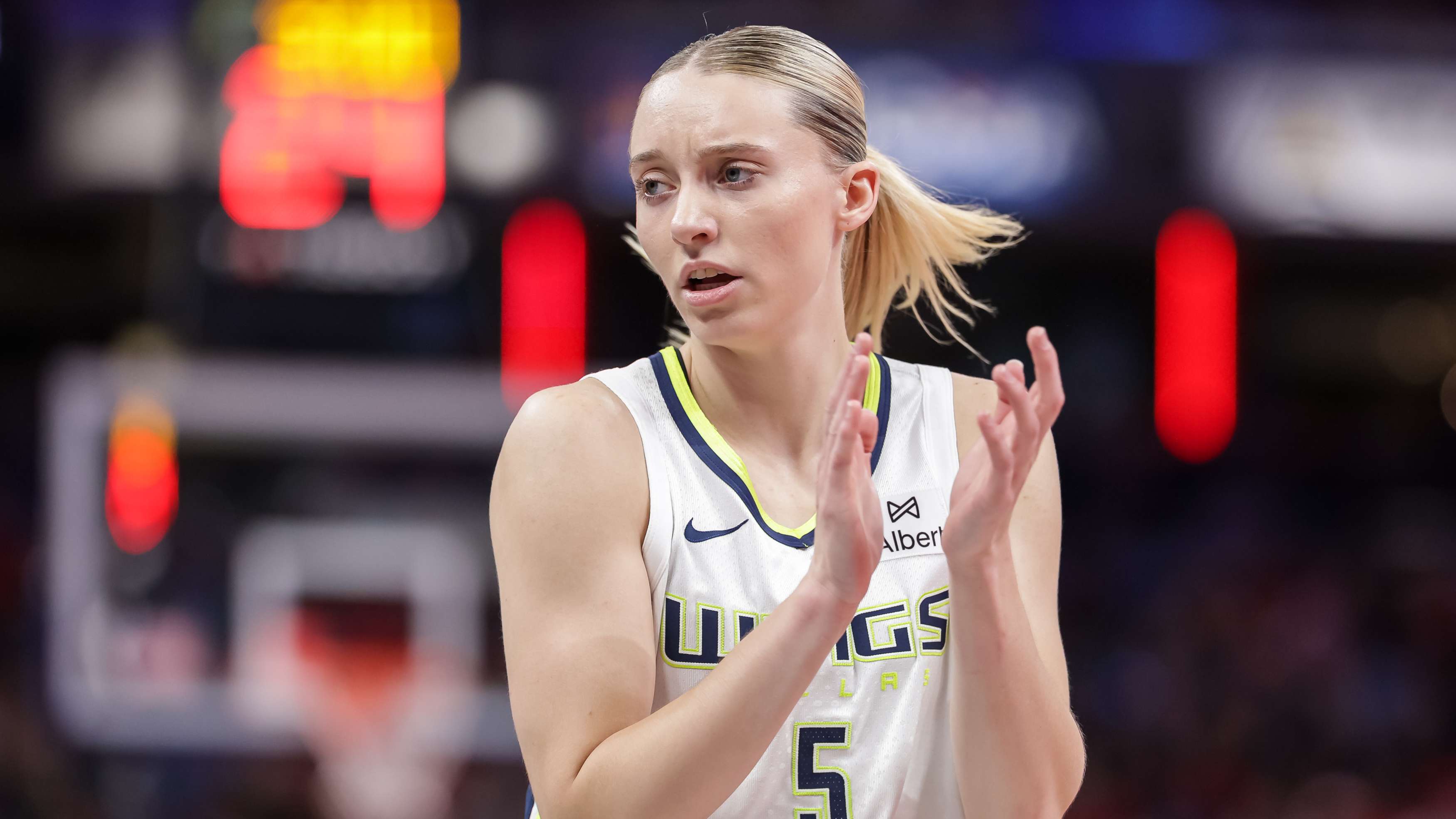 Dallas Wings v Indiana Fever