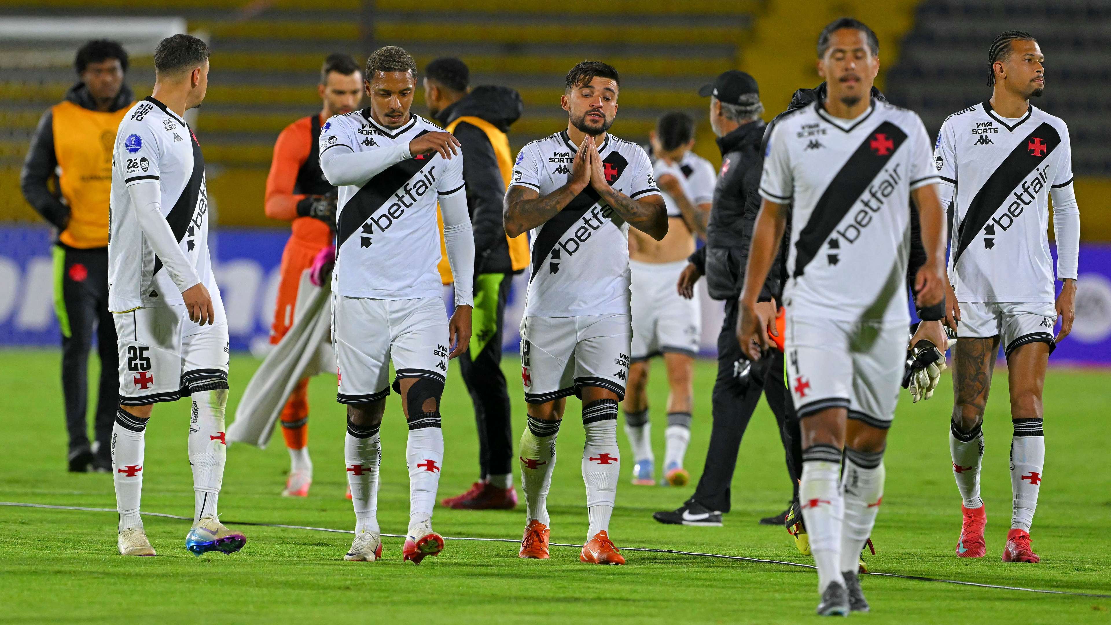 FBL-SUDAMERICANA-DELVALLE-VASCO