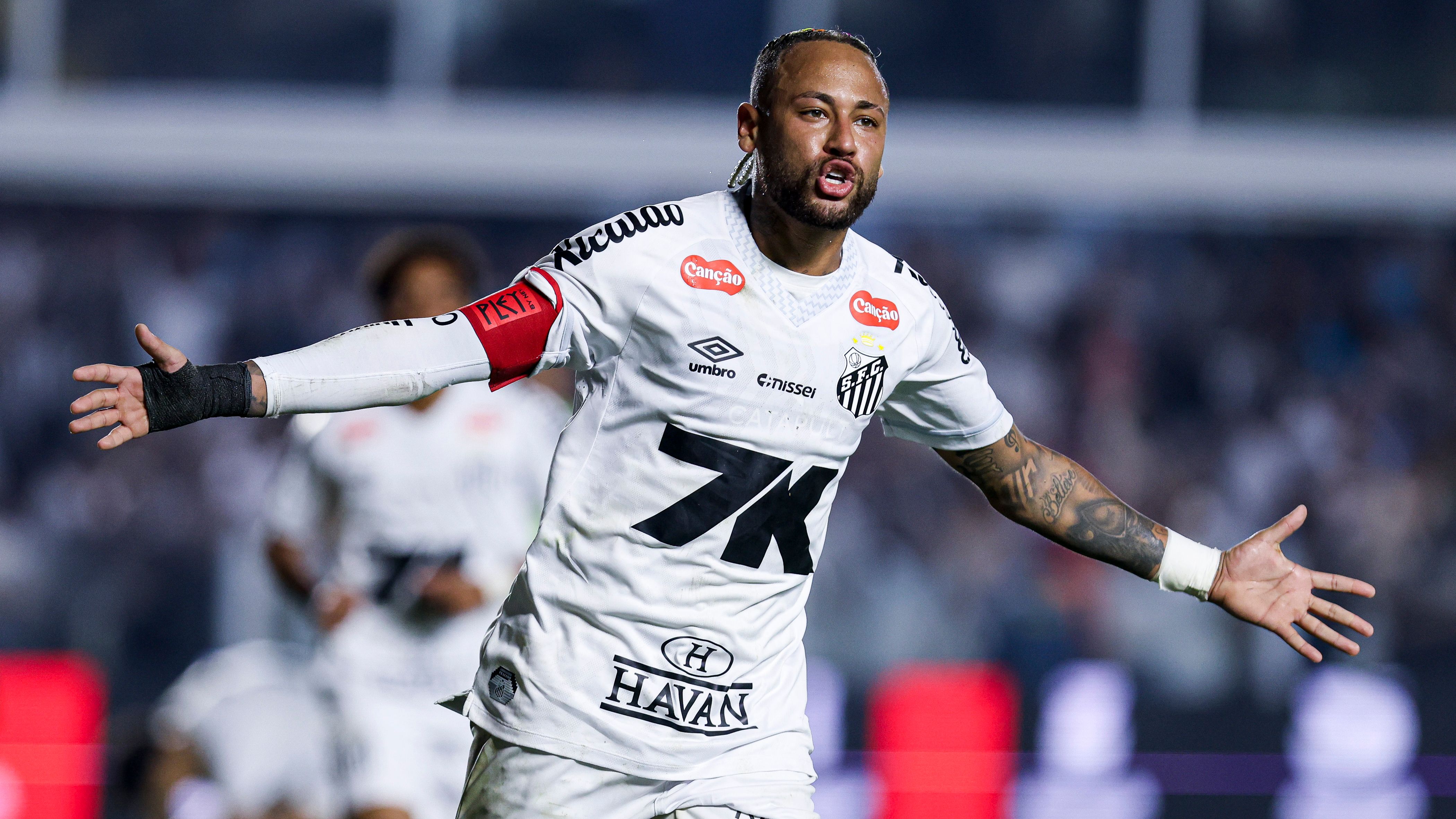 Bremer chia sẻ niềm mong muốn được chơi cùng Neymar tại Juventus