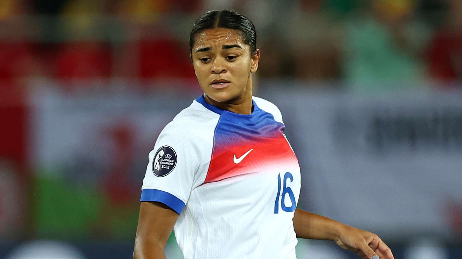 GettyImages-2224951955 Sarina Wiegman insists Jess Carter is ready to play for England in Euro 2025 semi-final against Italy after vile racist abuse online