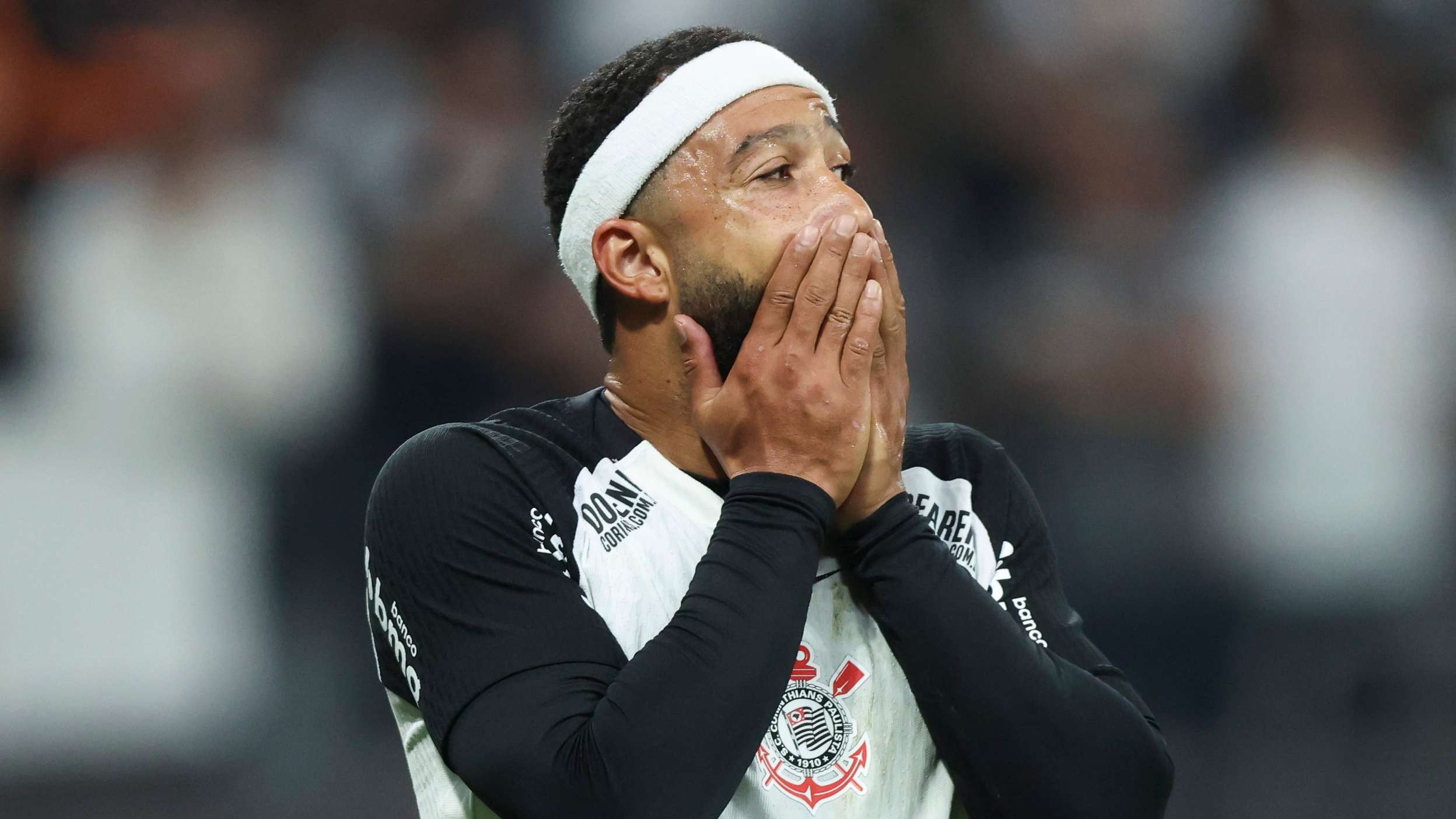 Corinthians v Bragantino - Brasileirao 2025