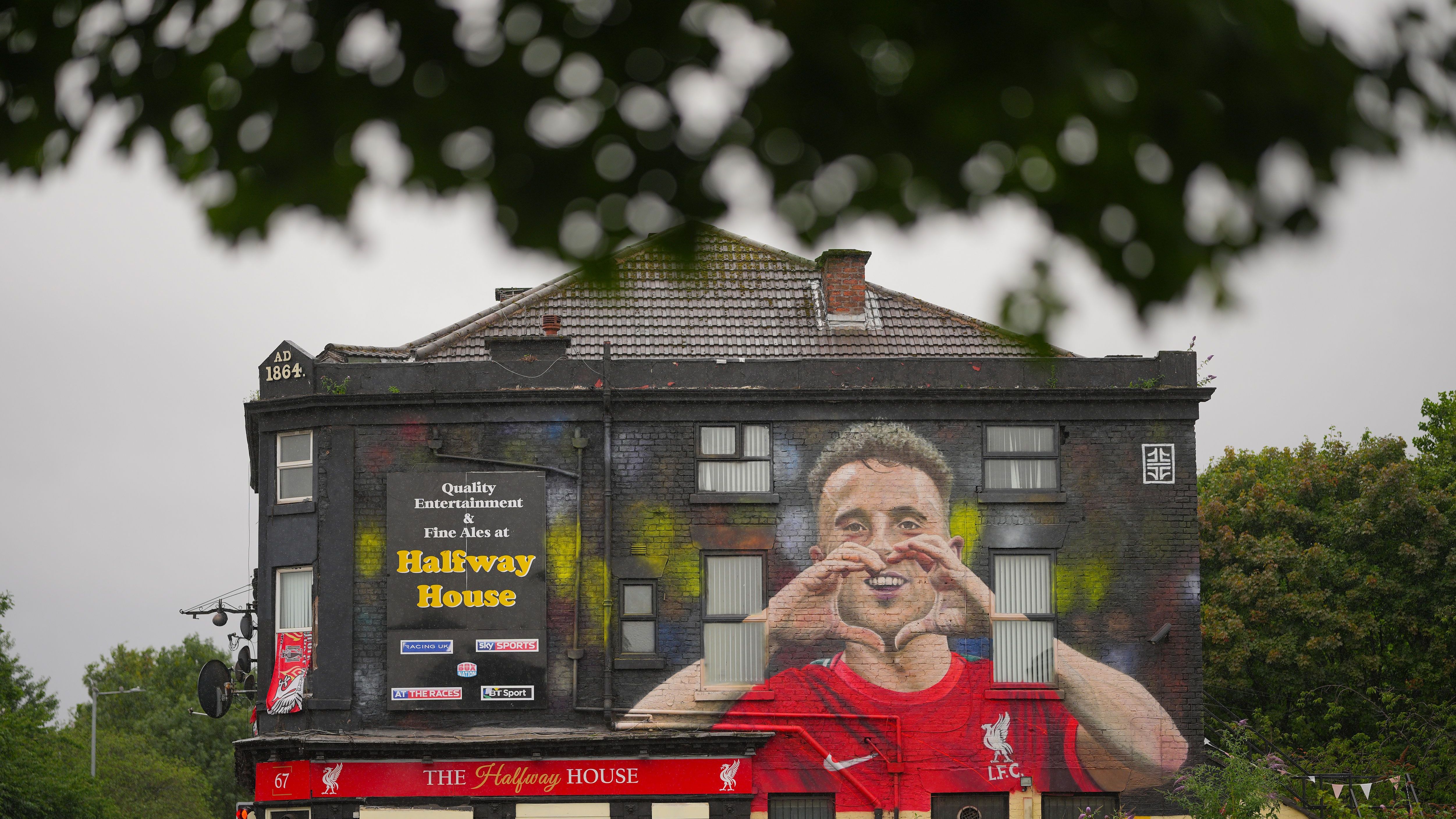New Mural Honours Diogo Jota Following Liverpool Player's Tragic Death