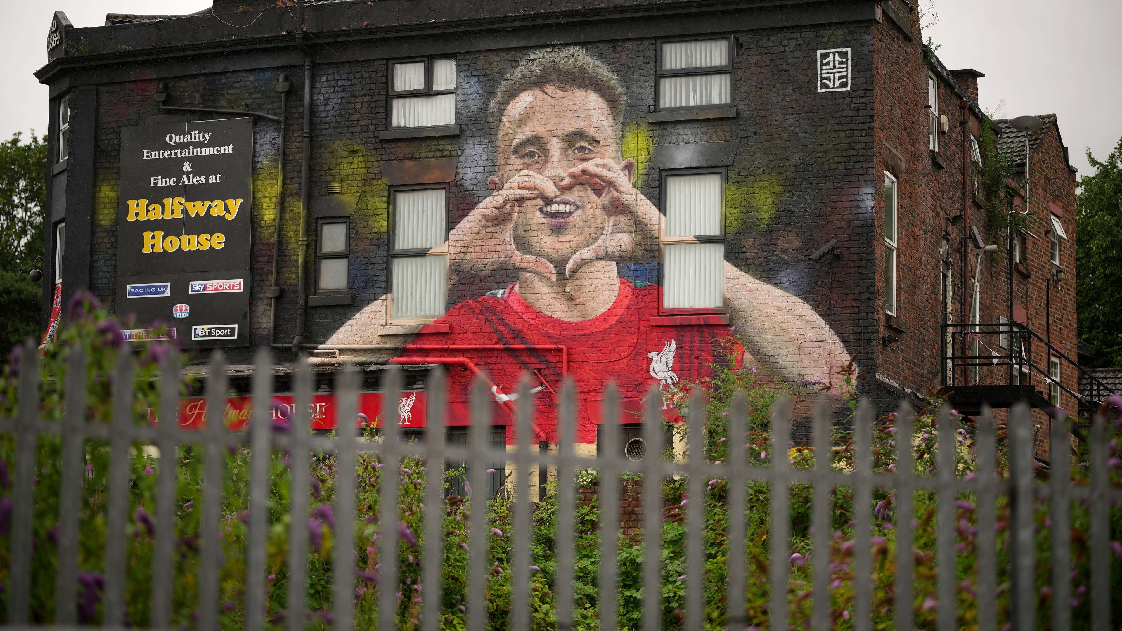 New Mural Honours Diogo Jota Following Liverpool Player's Tragic Death