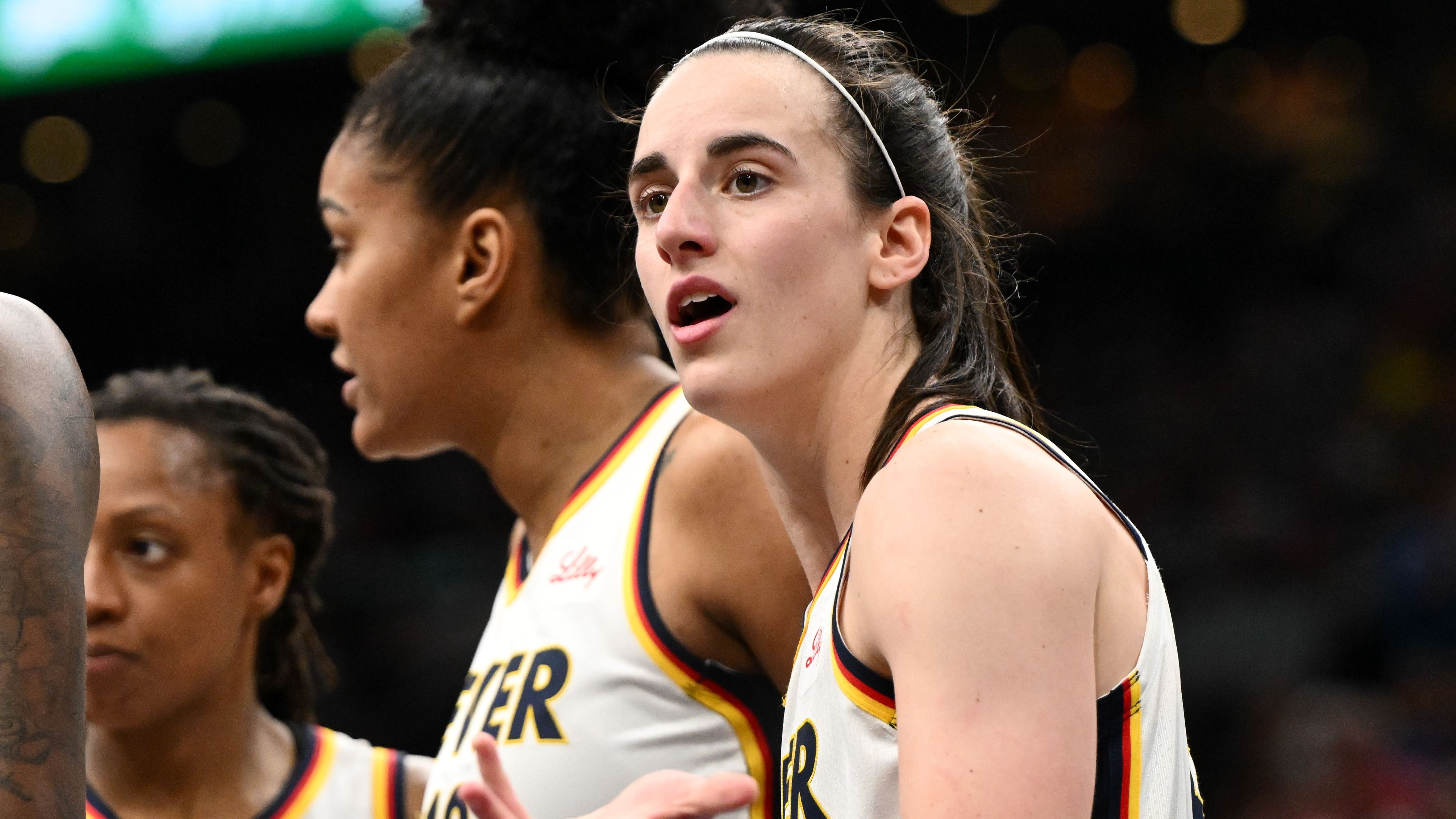 Indiana Fever v Connecticut Sun