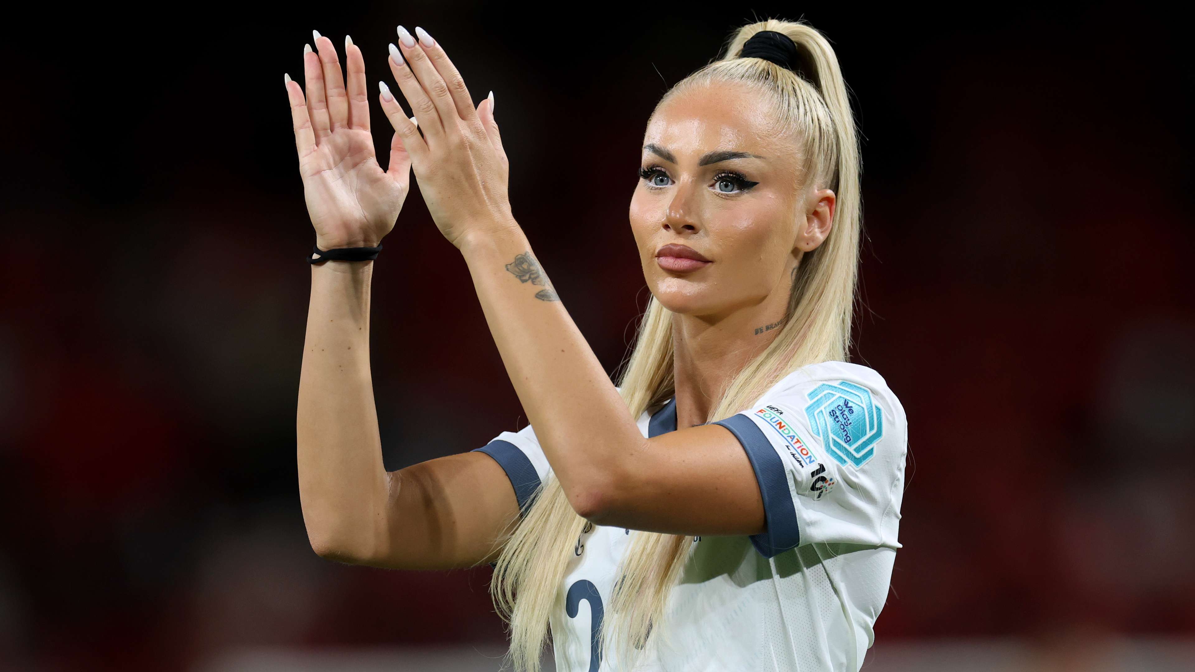 والپیپر آلیشا لمان برای کامپیوتر والپیپر آلیشا لمان برای کامپیوتر