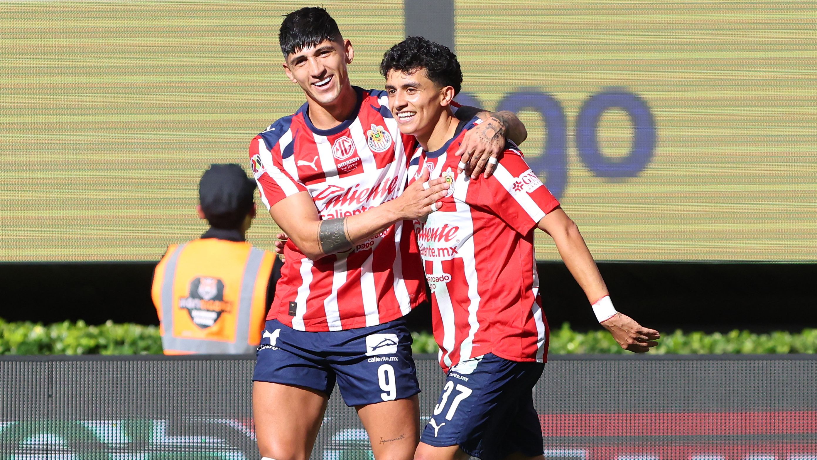 Chivas v Atletico San Luis - Torneo Apertura 2025 Liga MX