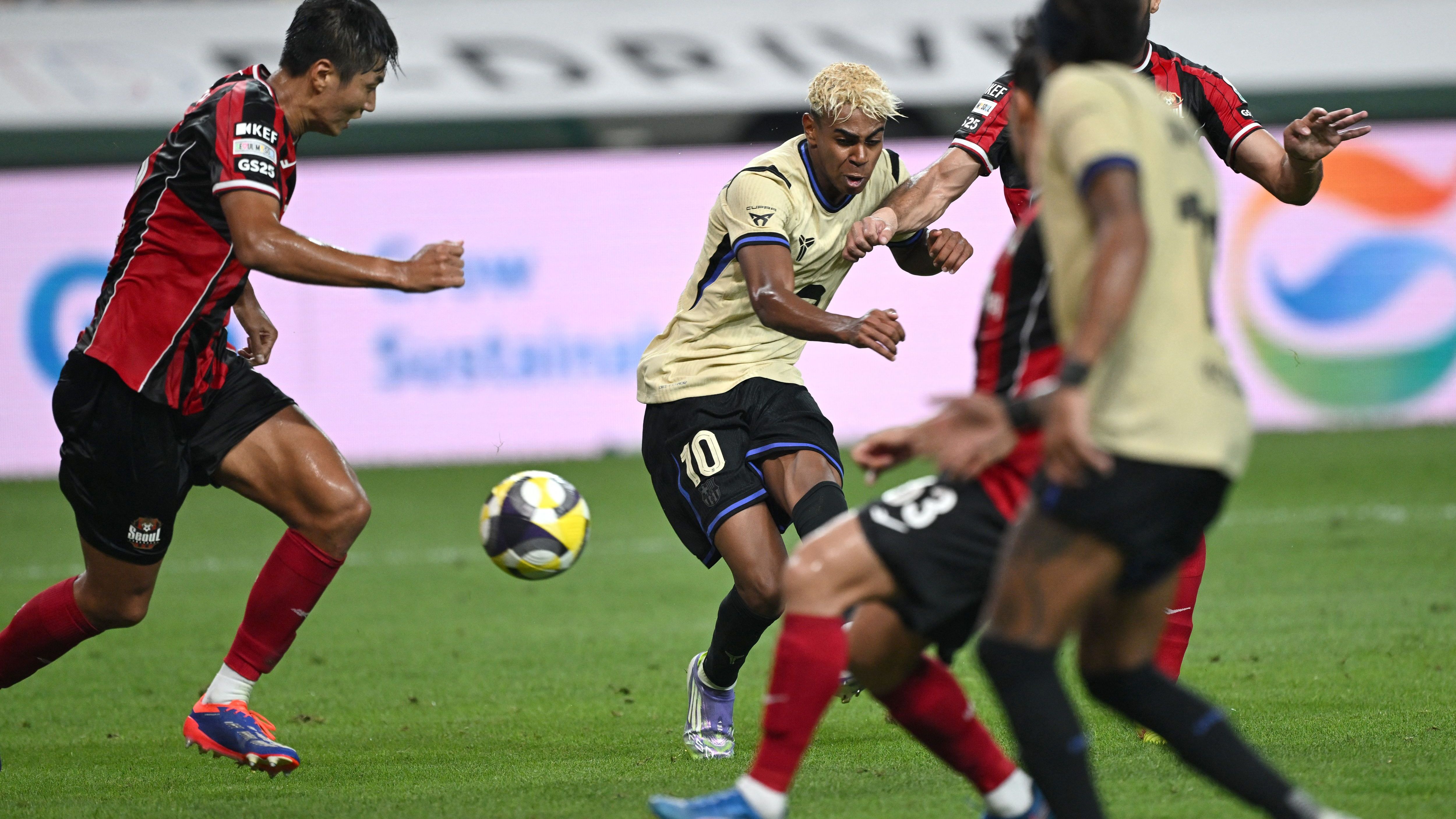 FBL-KOR-ESP-BARCELONA-SEOUL