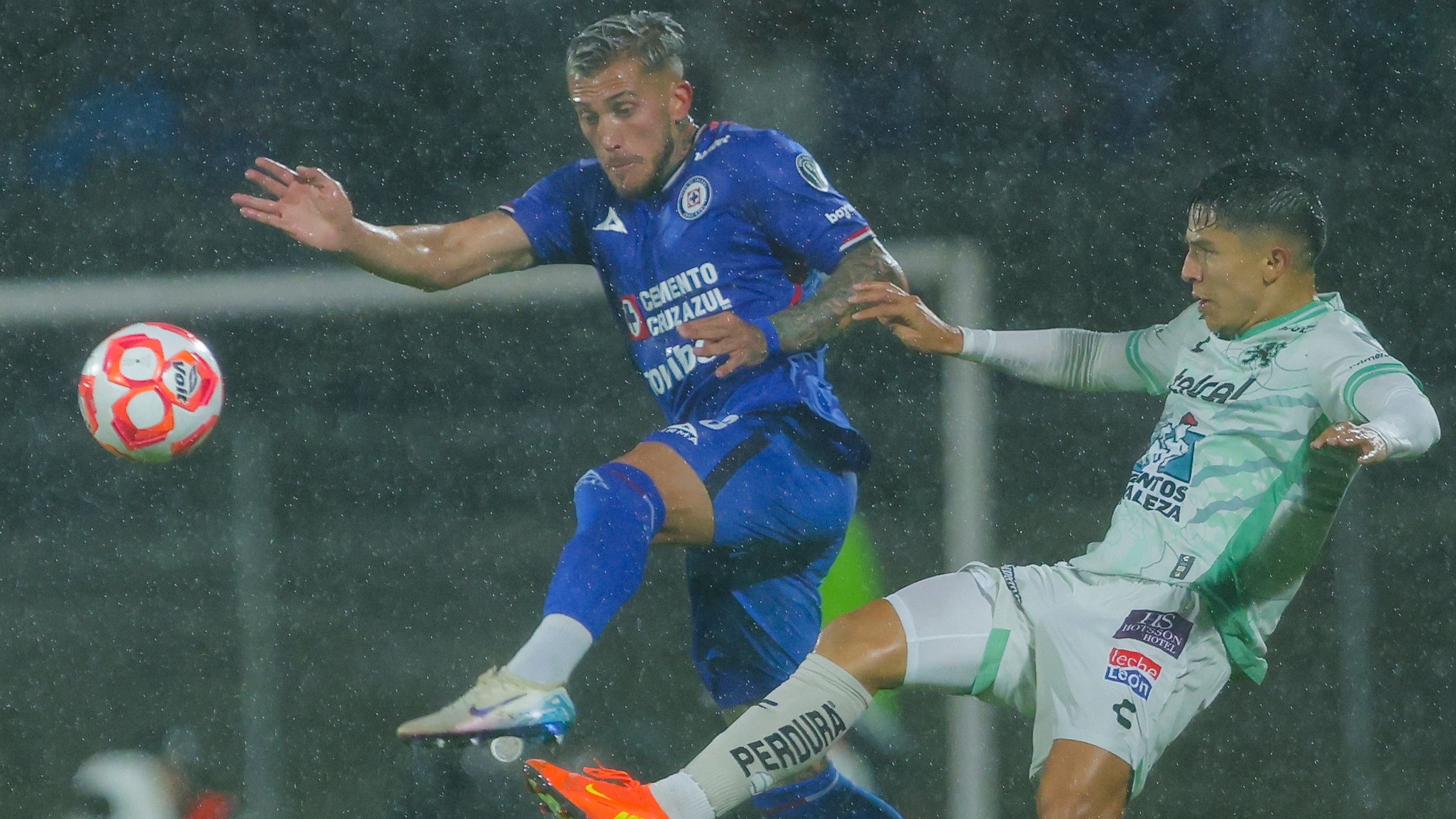 Cruz Azul v Leon - Torneo Apertura 2025 Liga MX