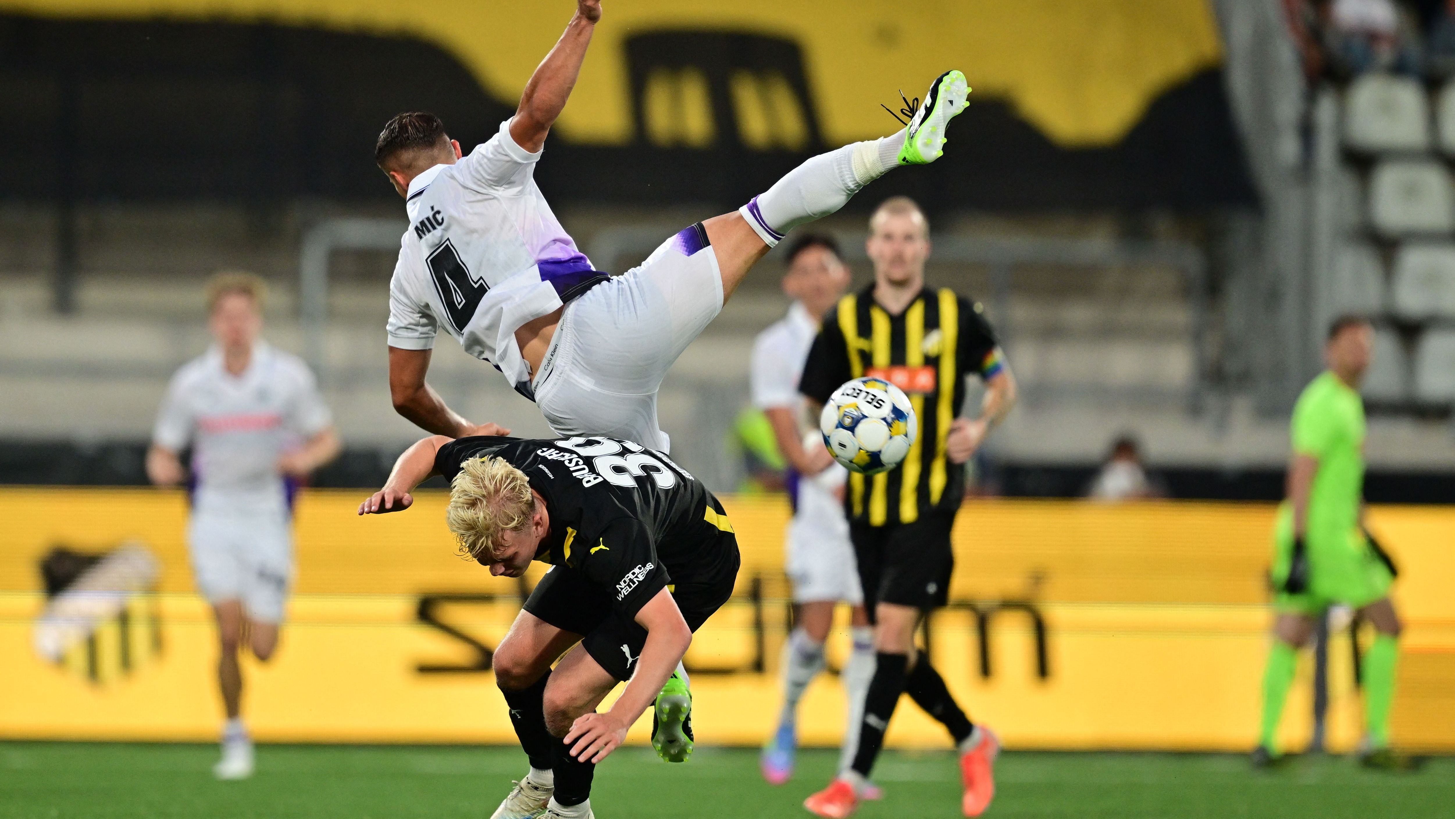 FBL-EUR-C3-HACKEN-ANDERLECHT-QUALIFYING