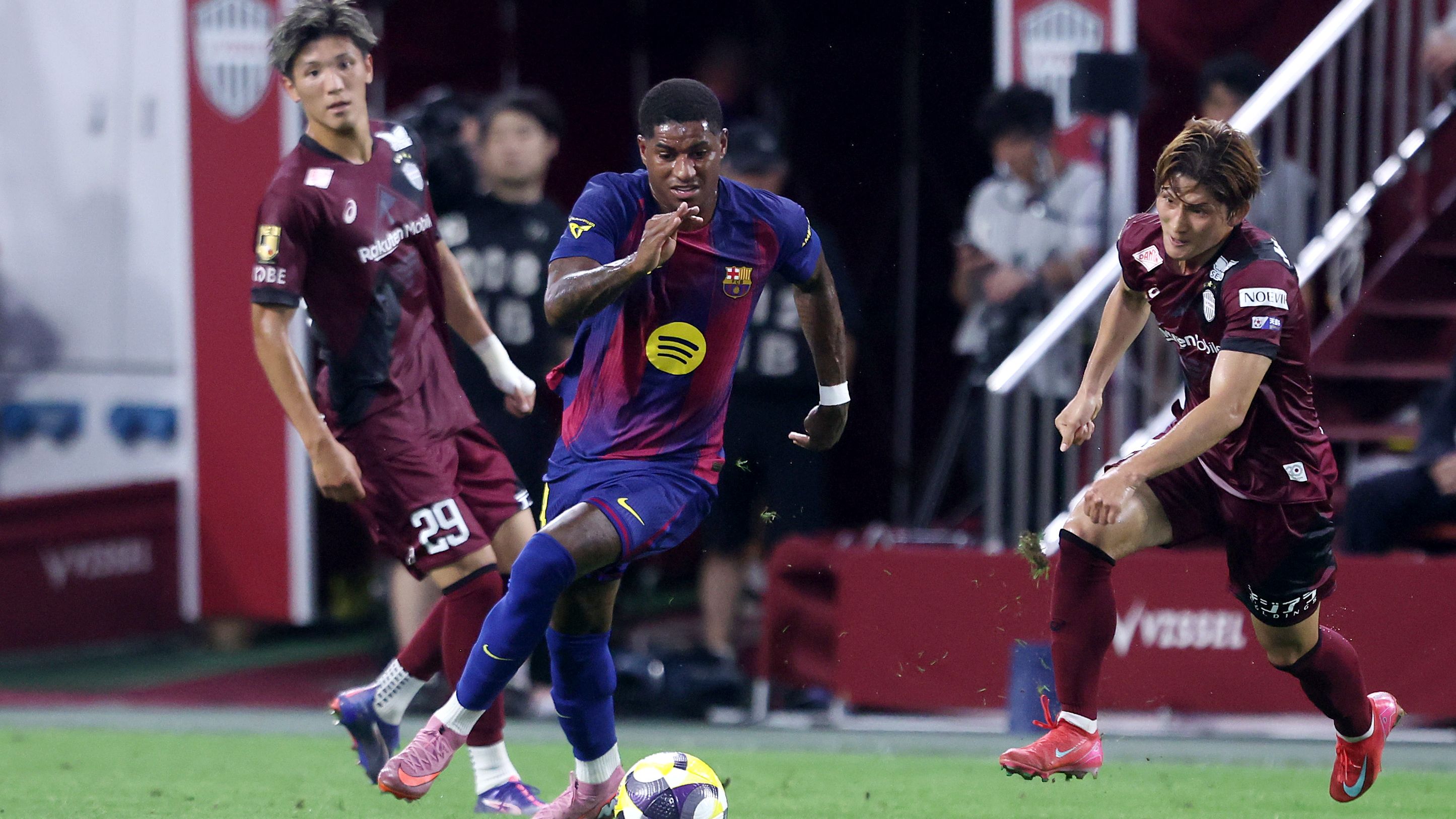 Vissel Kobe v FC Barcelona - Preseason Friendly