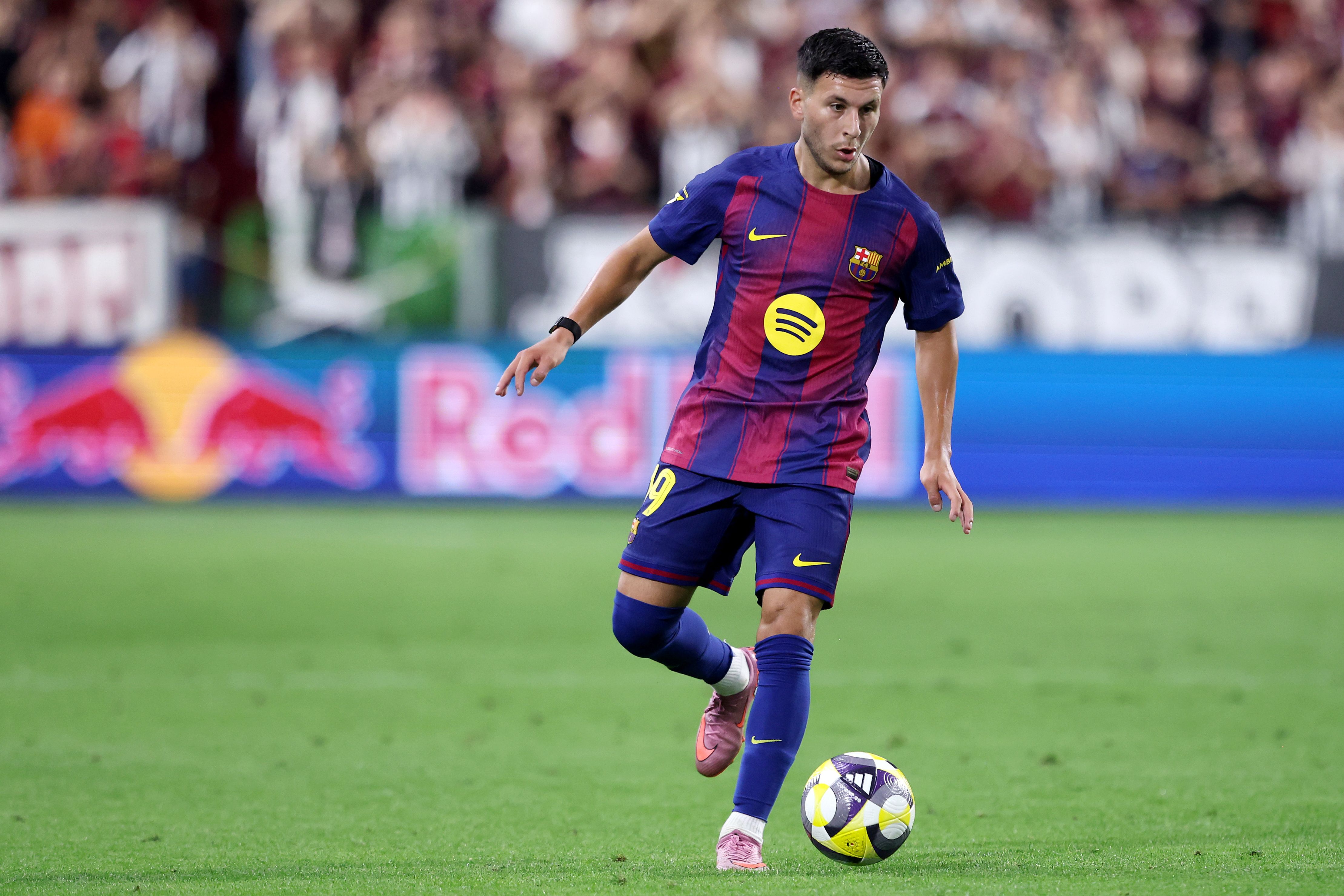 Vissel Kobe v FC Barcelona - Preseason Friendly