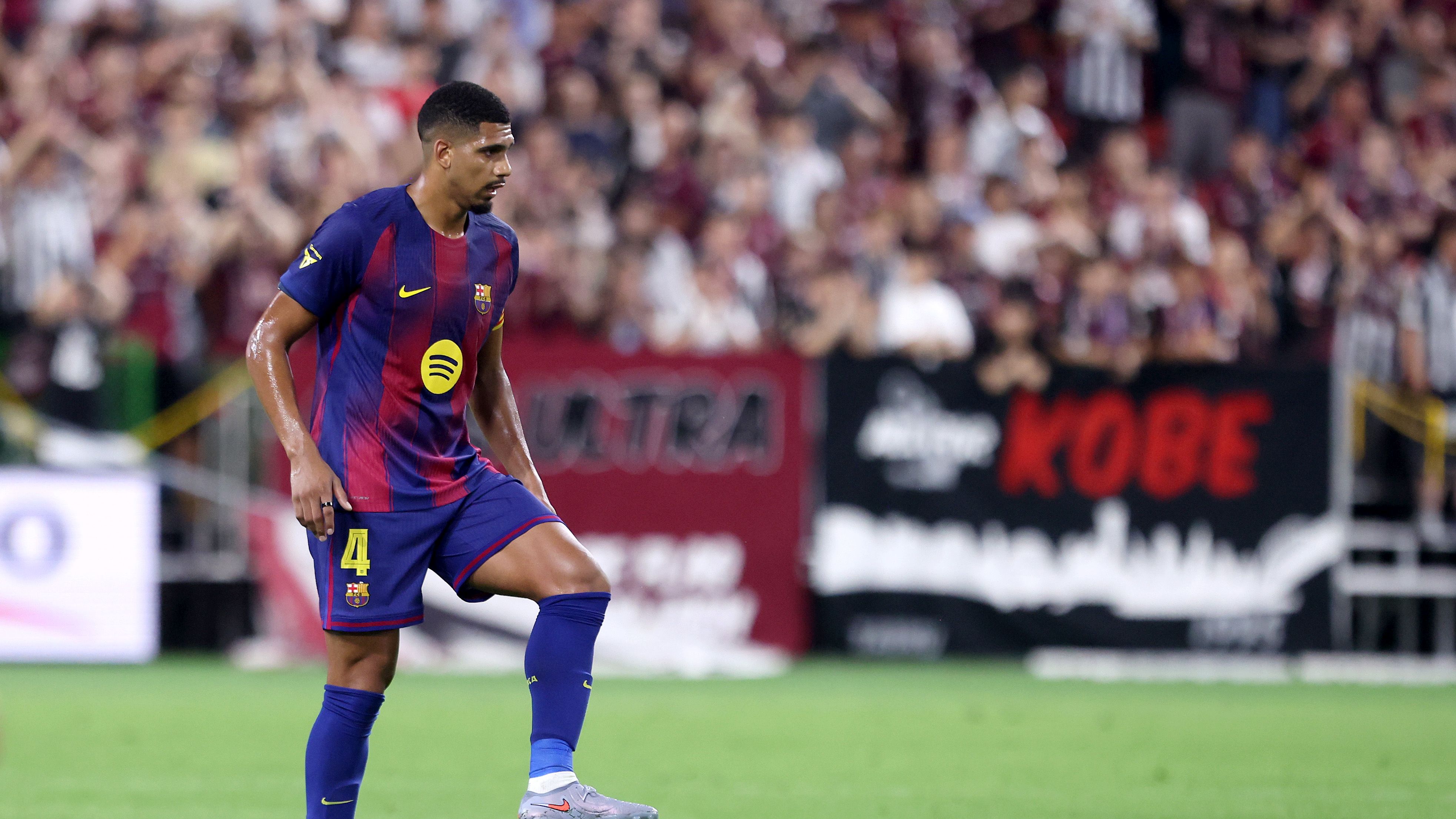 Vissel Kobe v FC Barcelona - Preseason Friendly