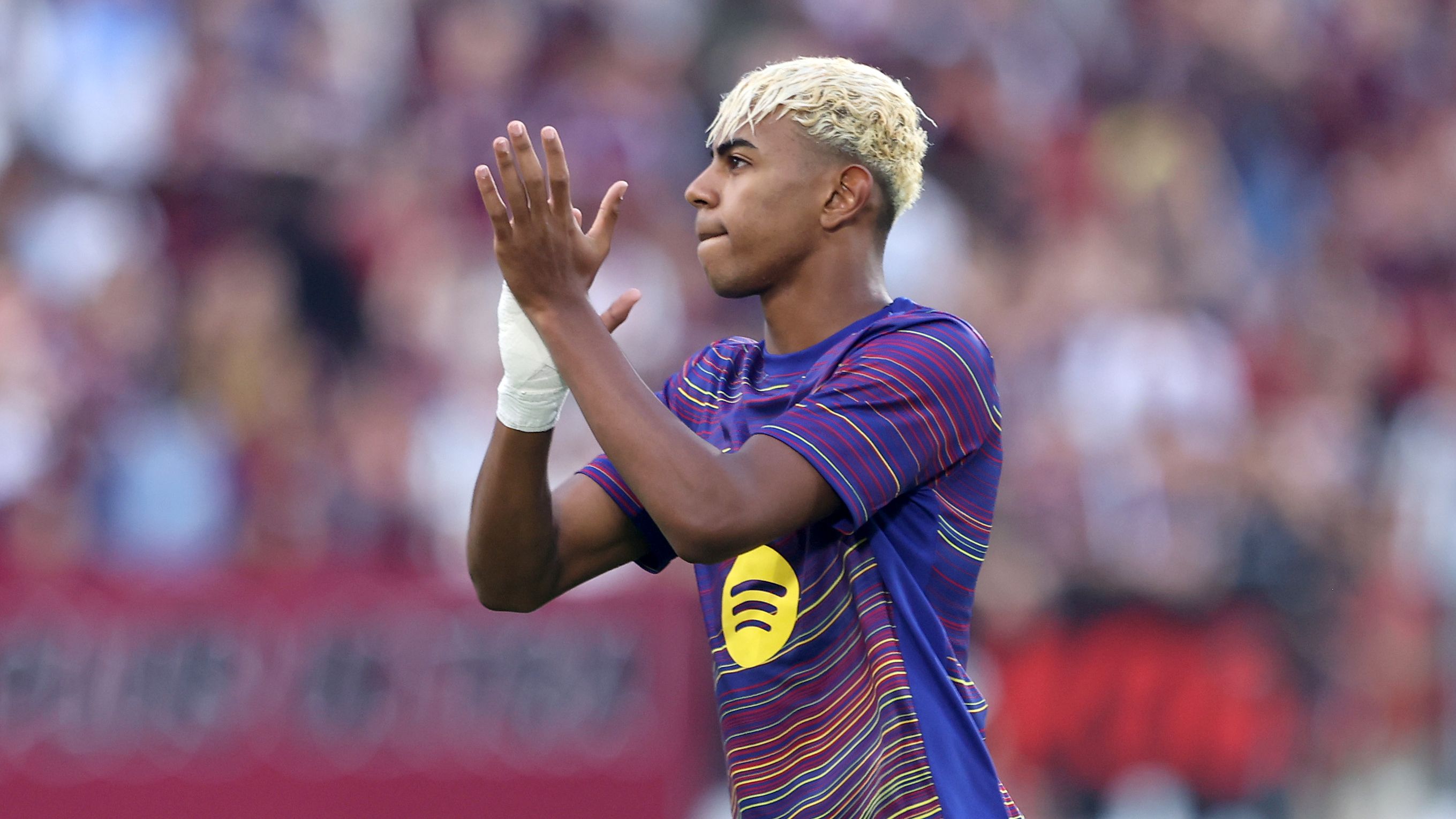 Vissel Kobe v FC Barcelona - Preseason Friendly