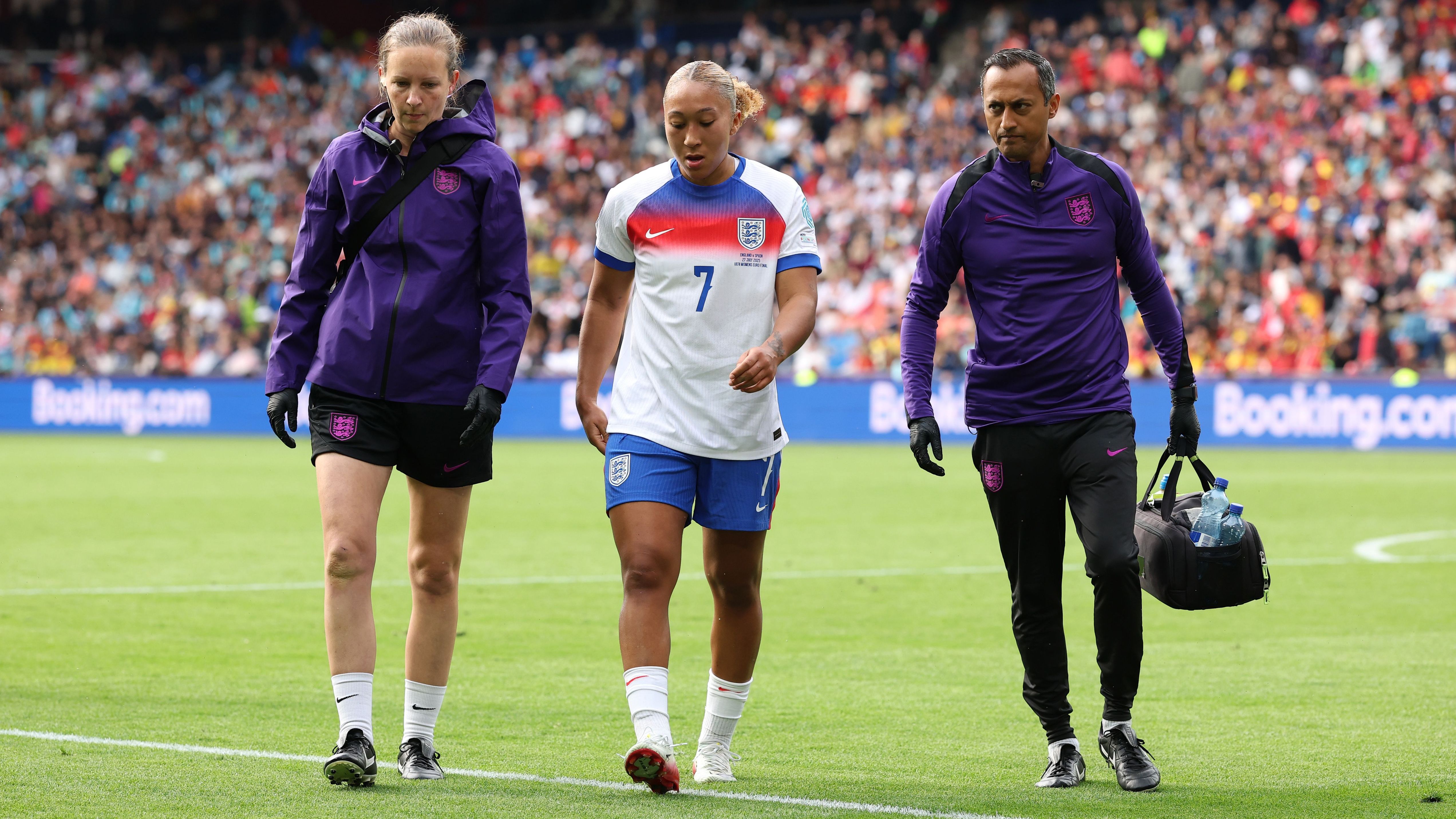 Sonia Bompastor drops major update on Lauren James and Mayra Ramirez returns as pair battle back from injury blows | Goal.com UK