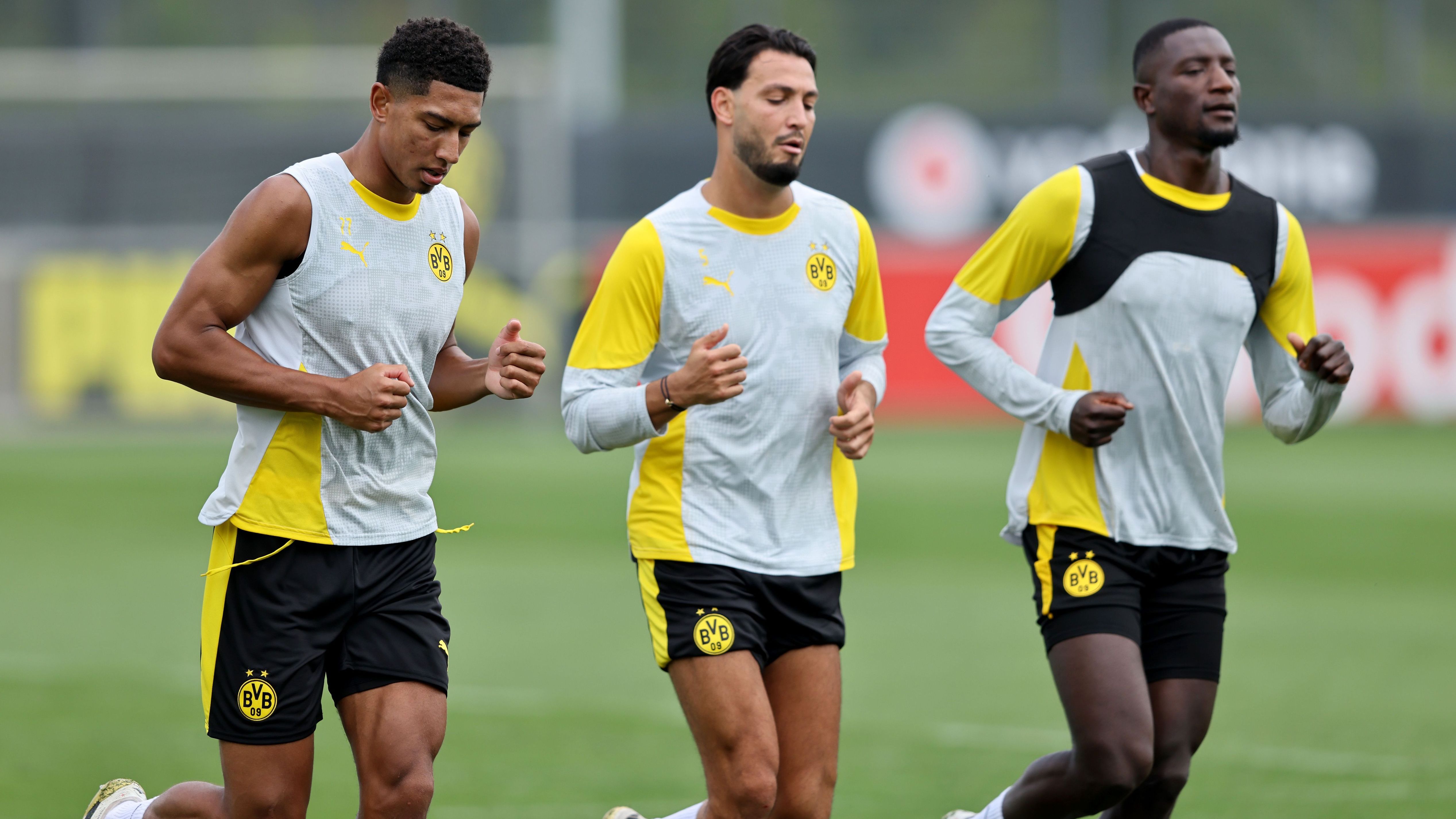 Borussia Dortmund Resume Training After Summer Break