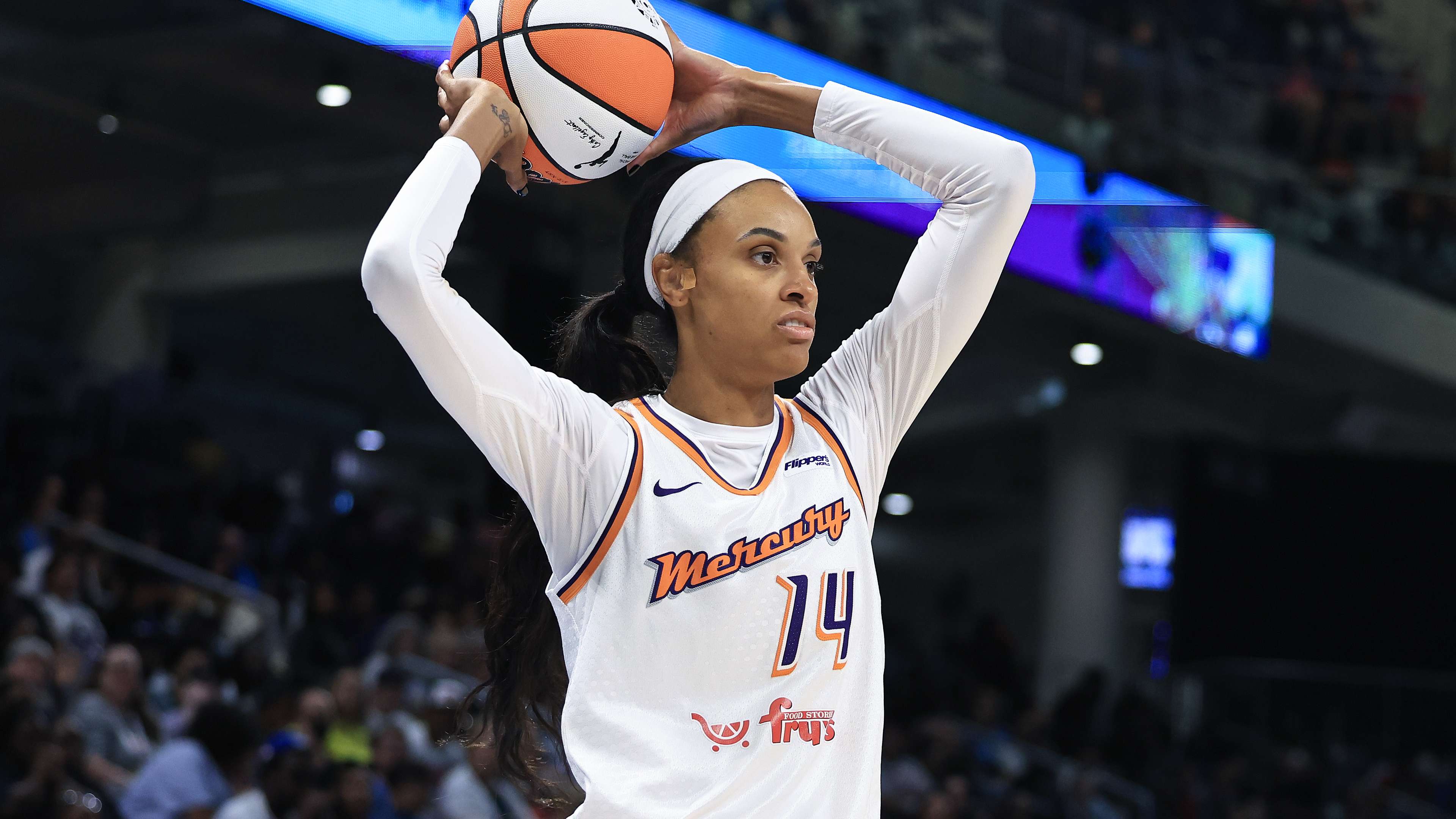 Phoenix Mercury v Chicago Sky
