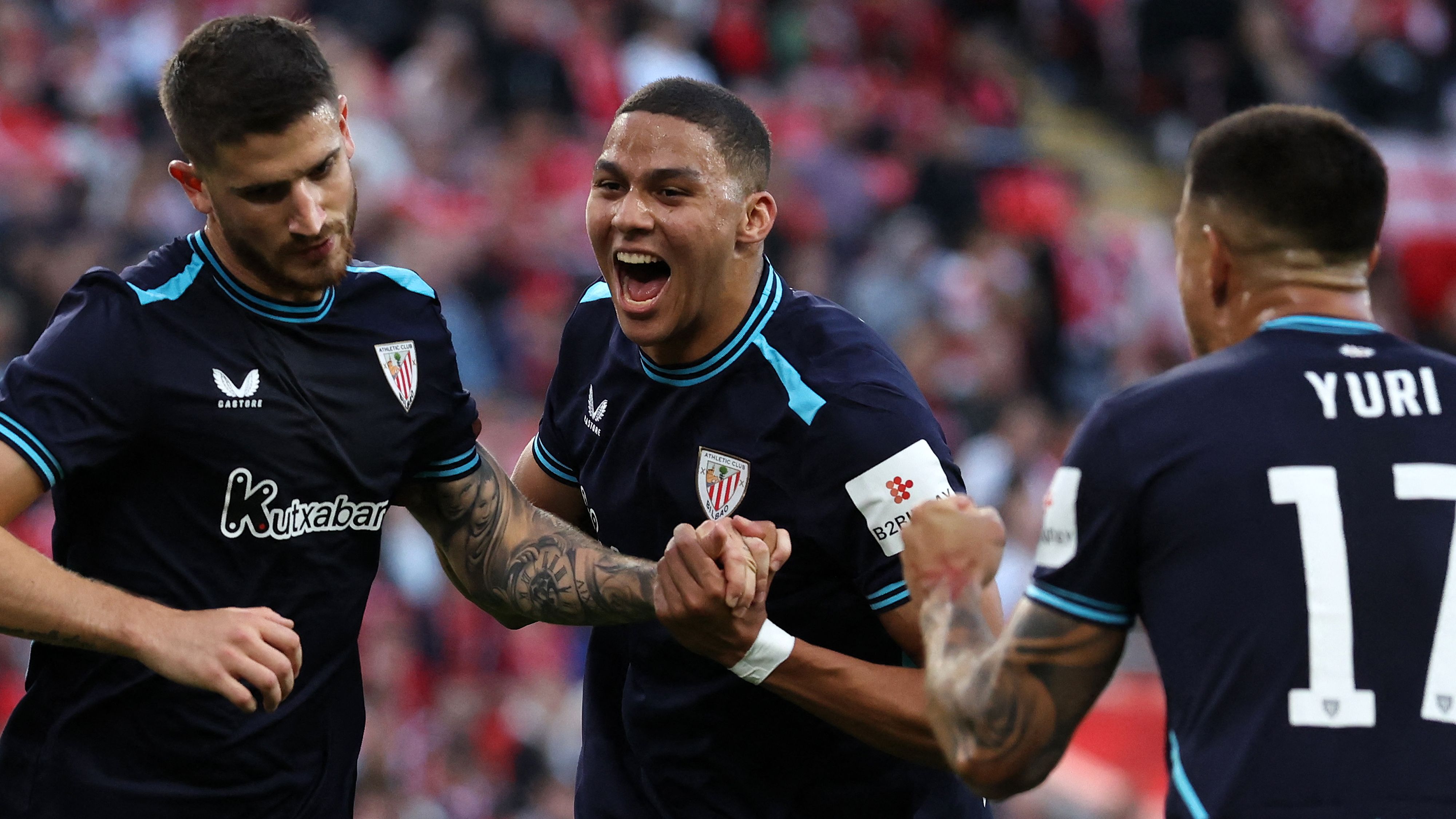 TOPSHOT-FBL-ENG-LIVERPOOL-BILBAO