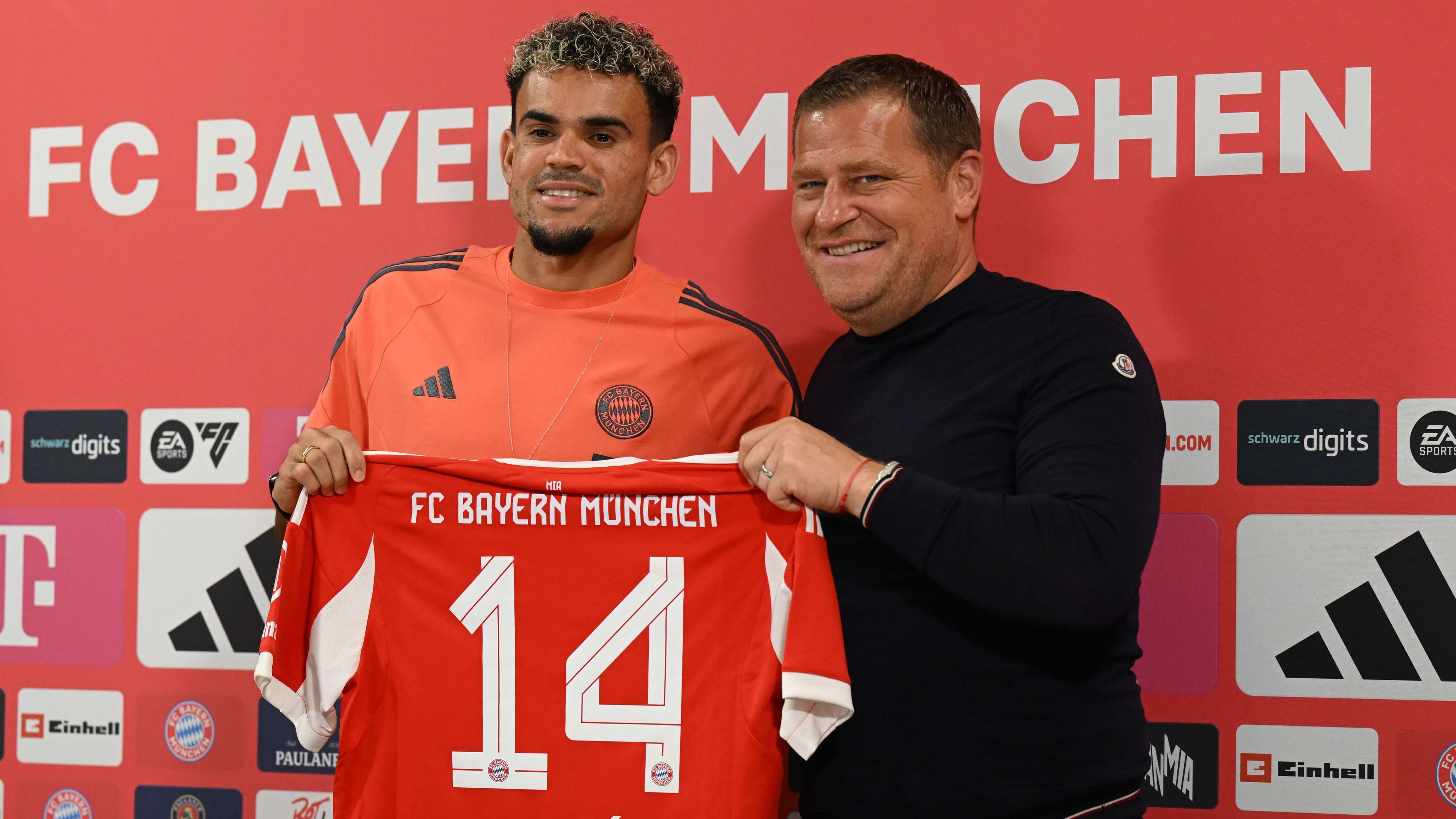 FC Bayern München Present New Signing Luis Diaz