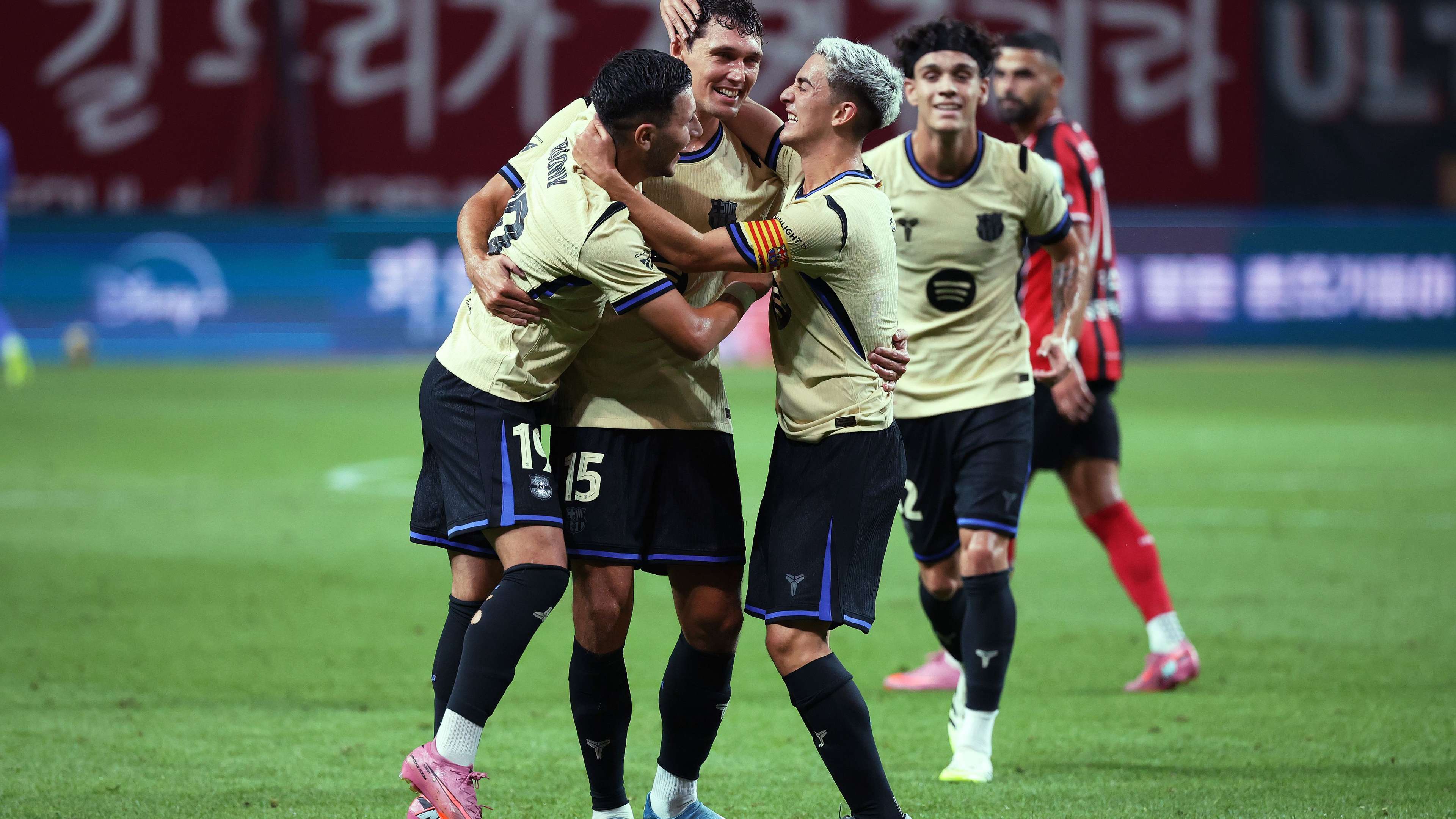 FC Barcelona v FC Seoul - Preseason Friendly