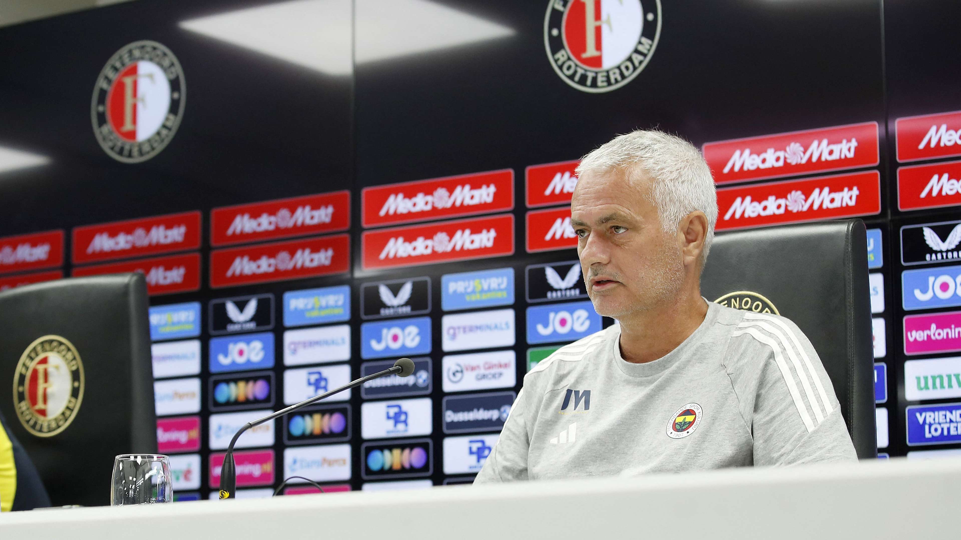 FBL-EUR-C1-QUALIFYING-FENERBAHCE-PRESSER