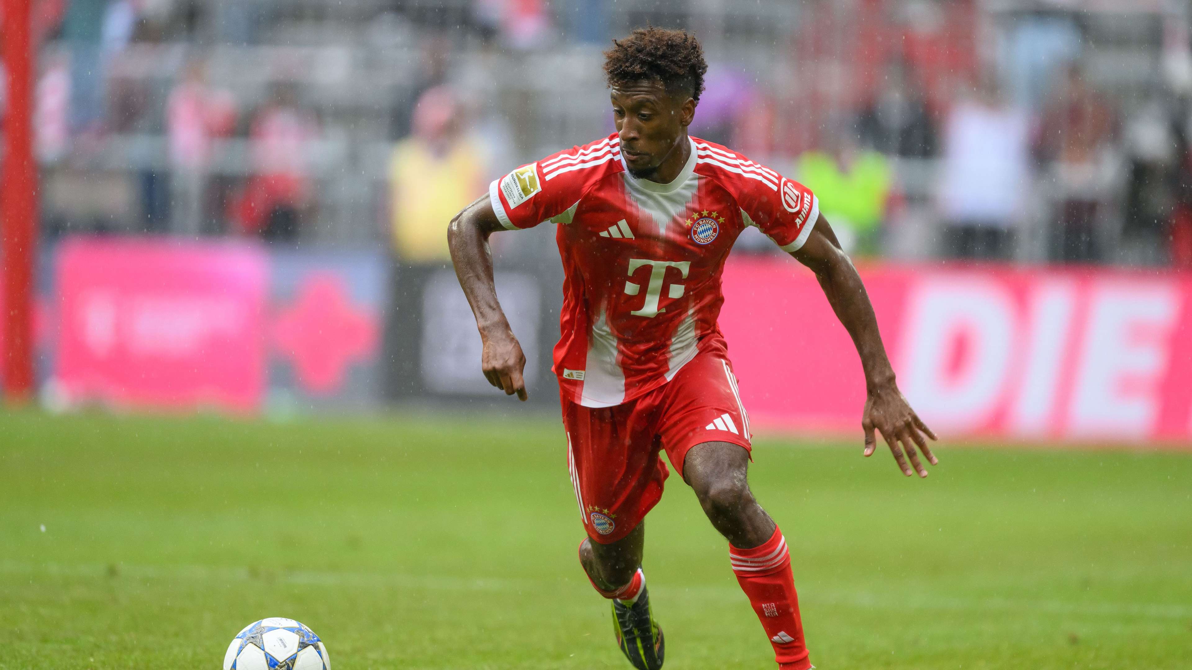 FC Bayern München v Olympique Lyonnais - Pre-Season Friendly