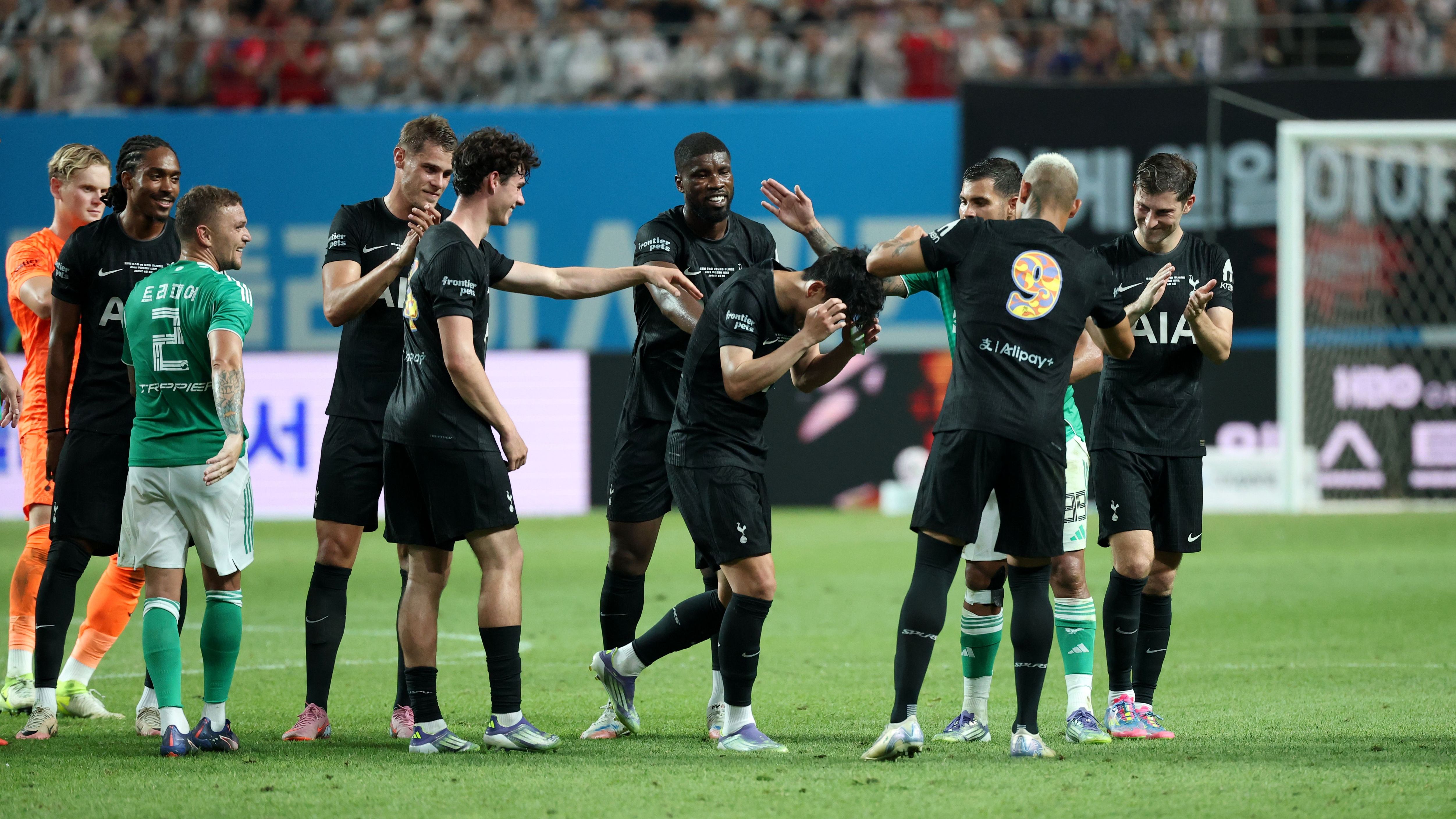 Son Heung-min chia tay Tottenham, sẵn sàng bước sang một thử thách mới tại MLS với LAFC.