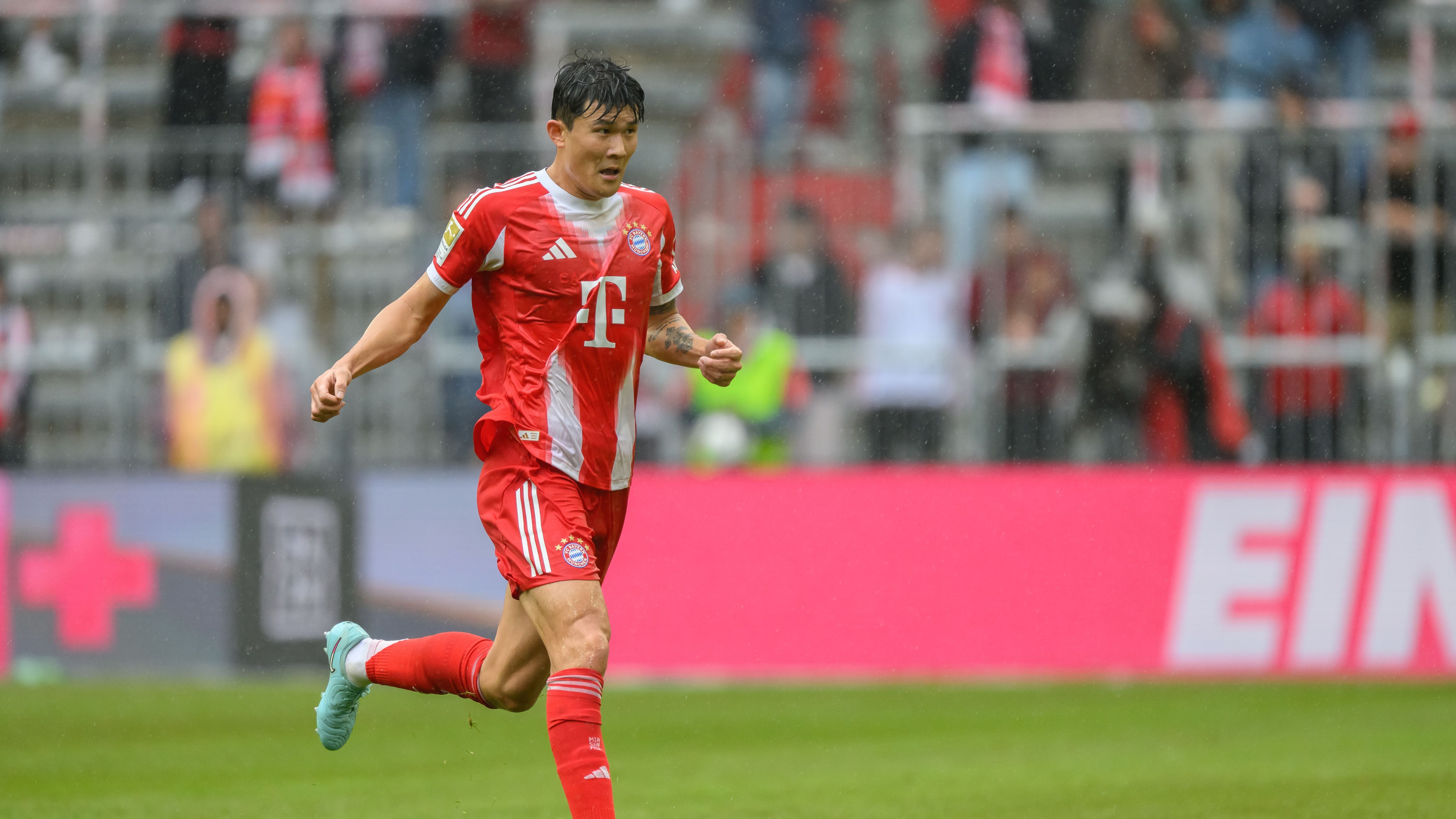 FC Bayern München v Olympique Lyonnais - Pre-Season Friendly