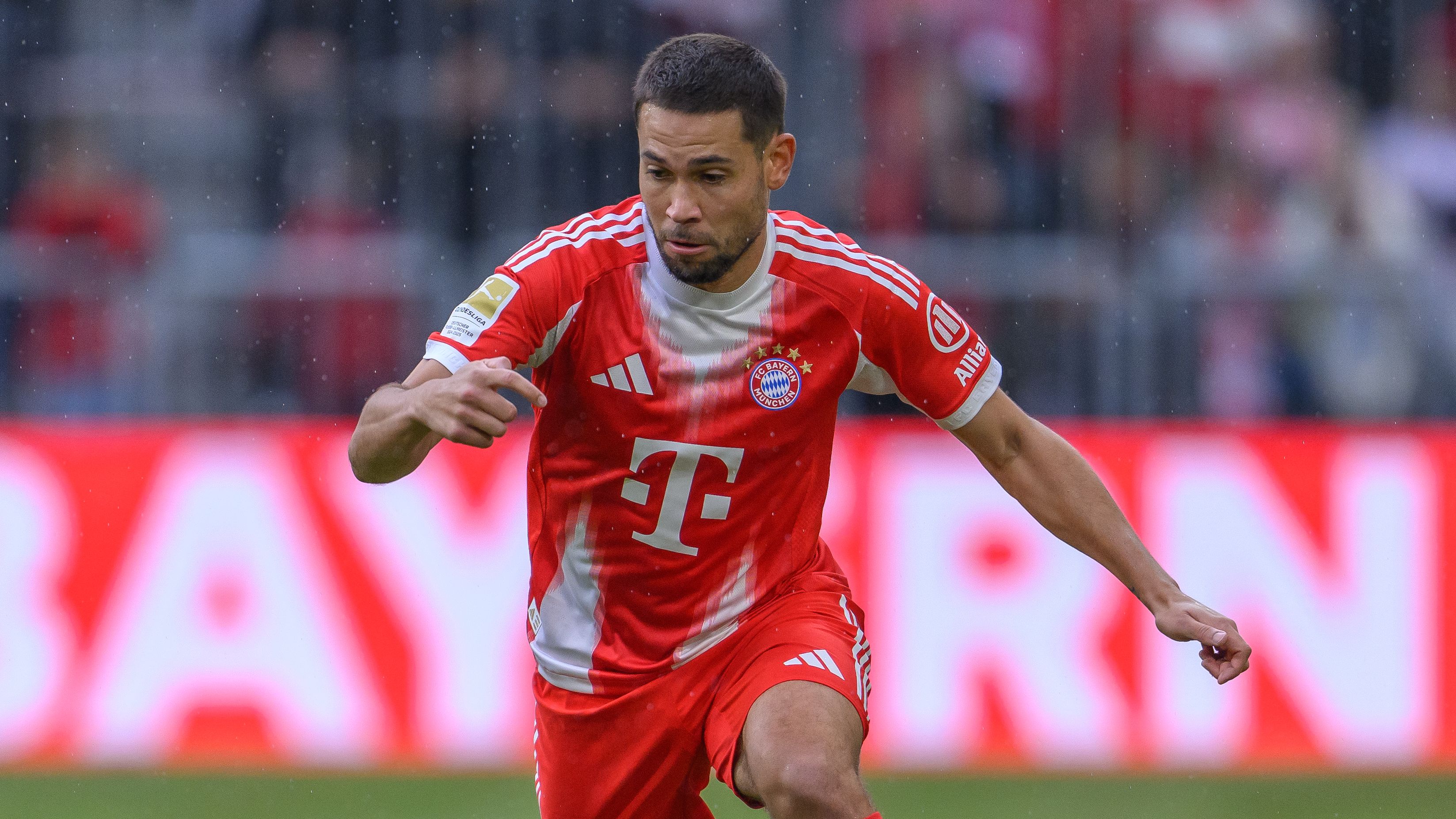 FC Bayern München v Olympique Lyonnais - Pre-Season Friendly