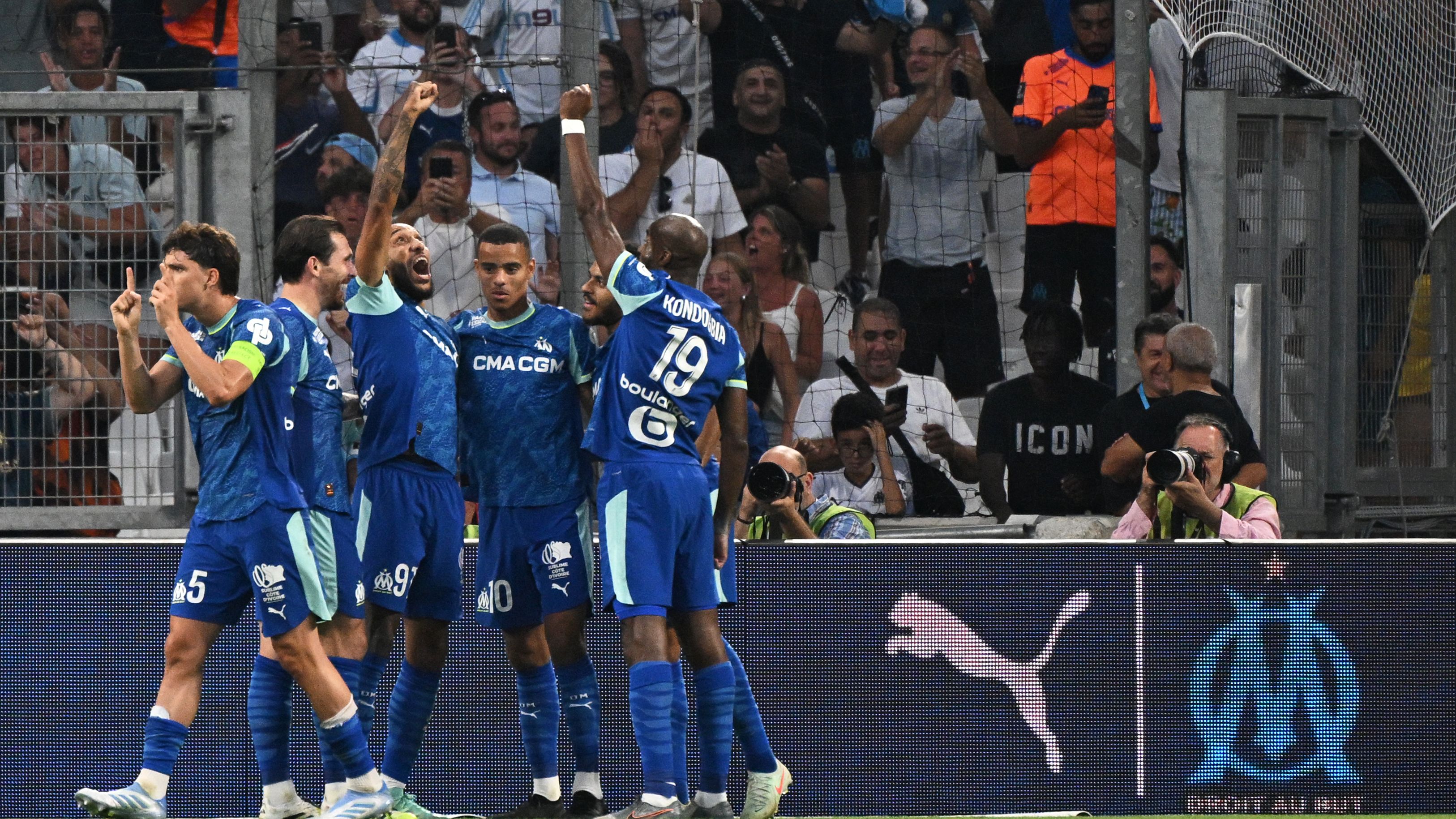 FBL-FRIENDLY-MARSEILLE-ASTON VILLA