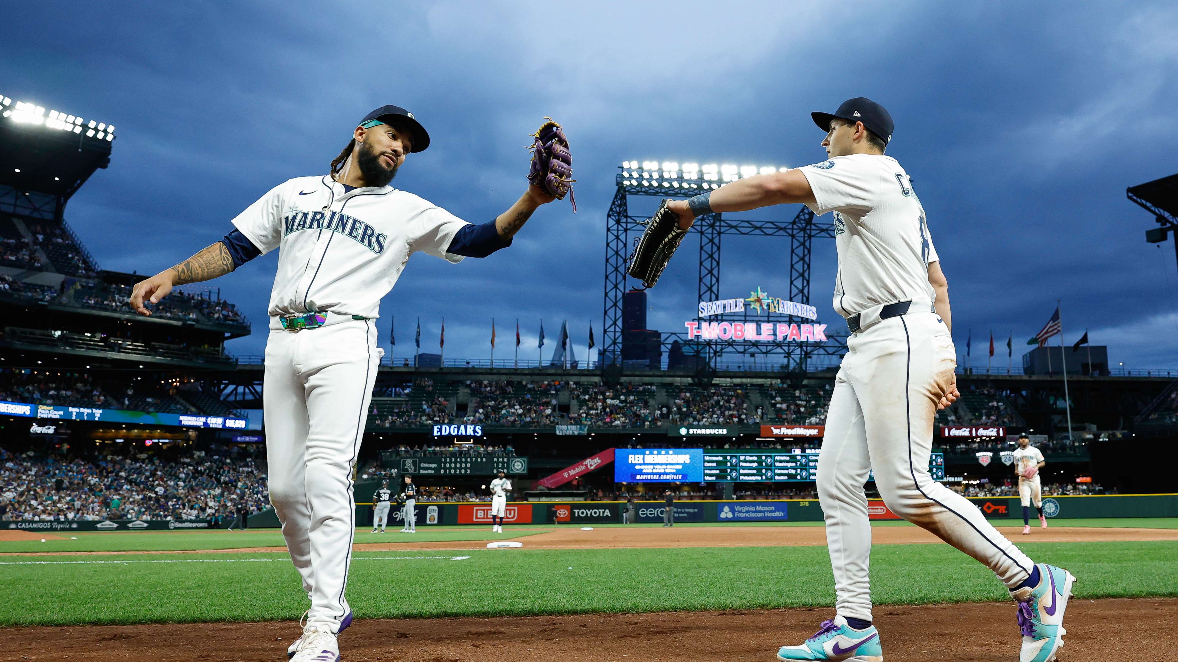 Chicago White Sox v Seattle Mariners