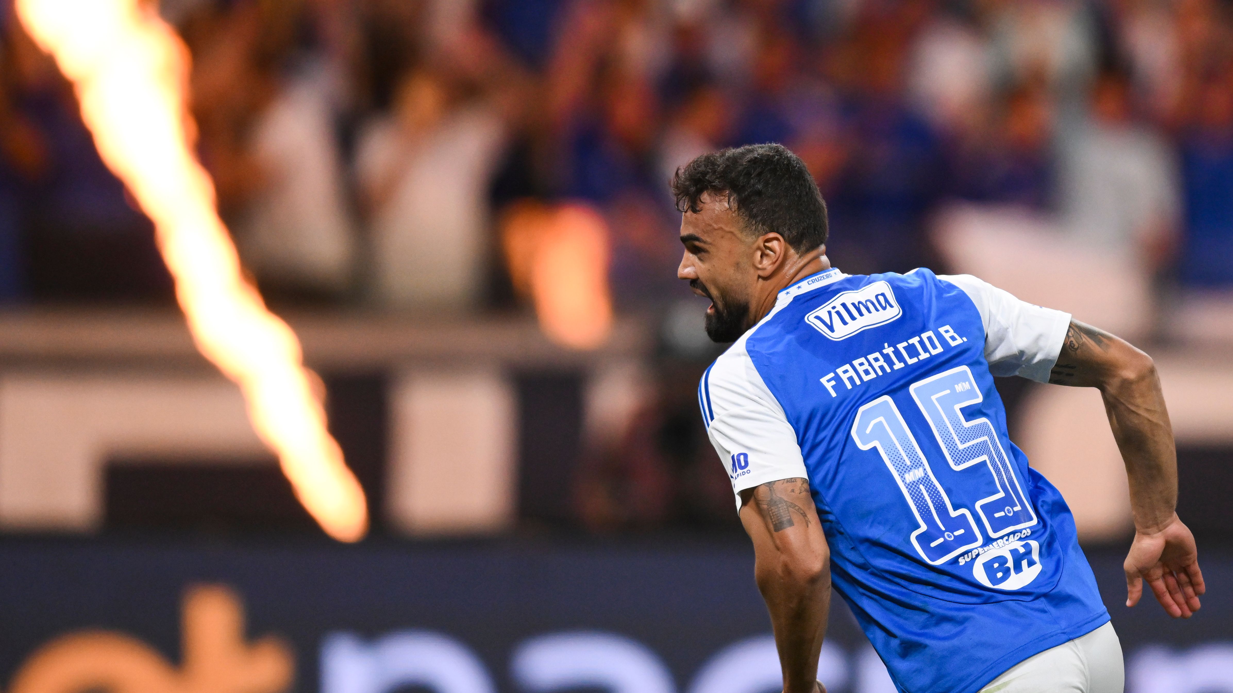 Cruzeiro v Santos - Brasileirao 2025