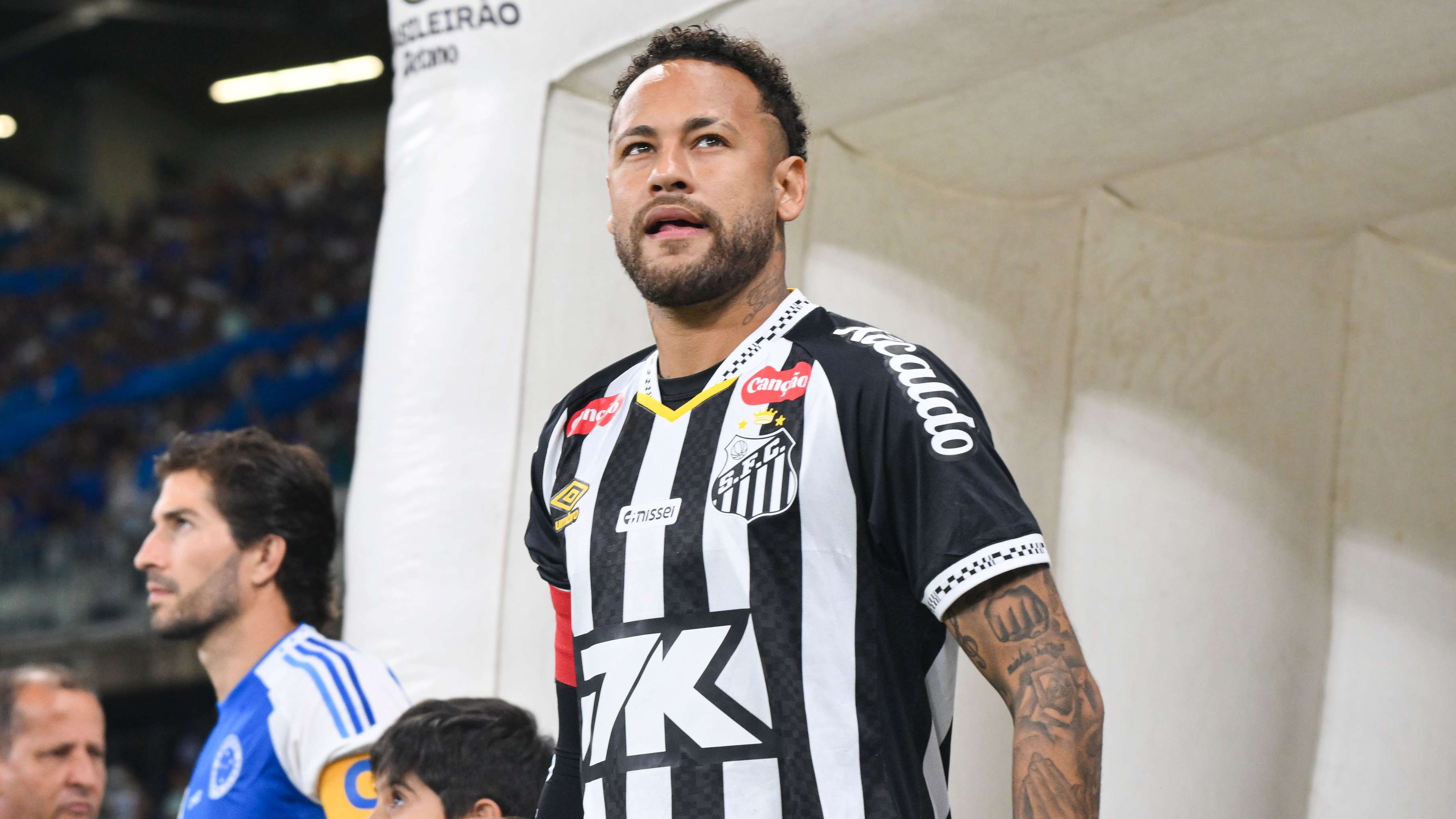 Cruzeiro v Santos - Brasileirao 2025