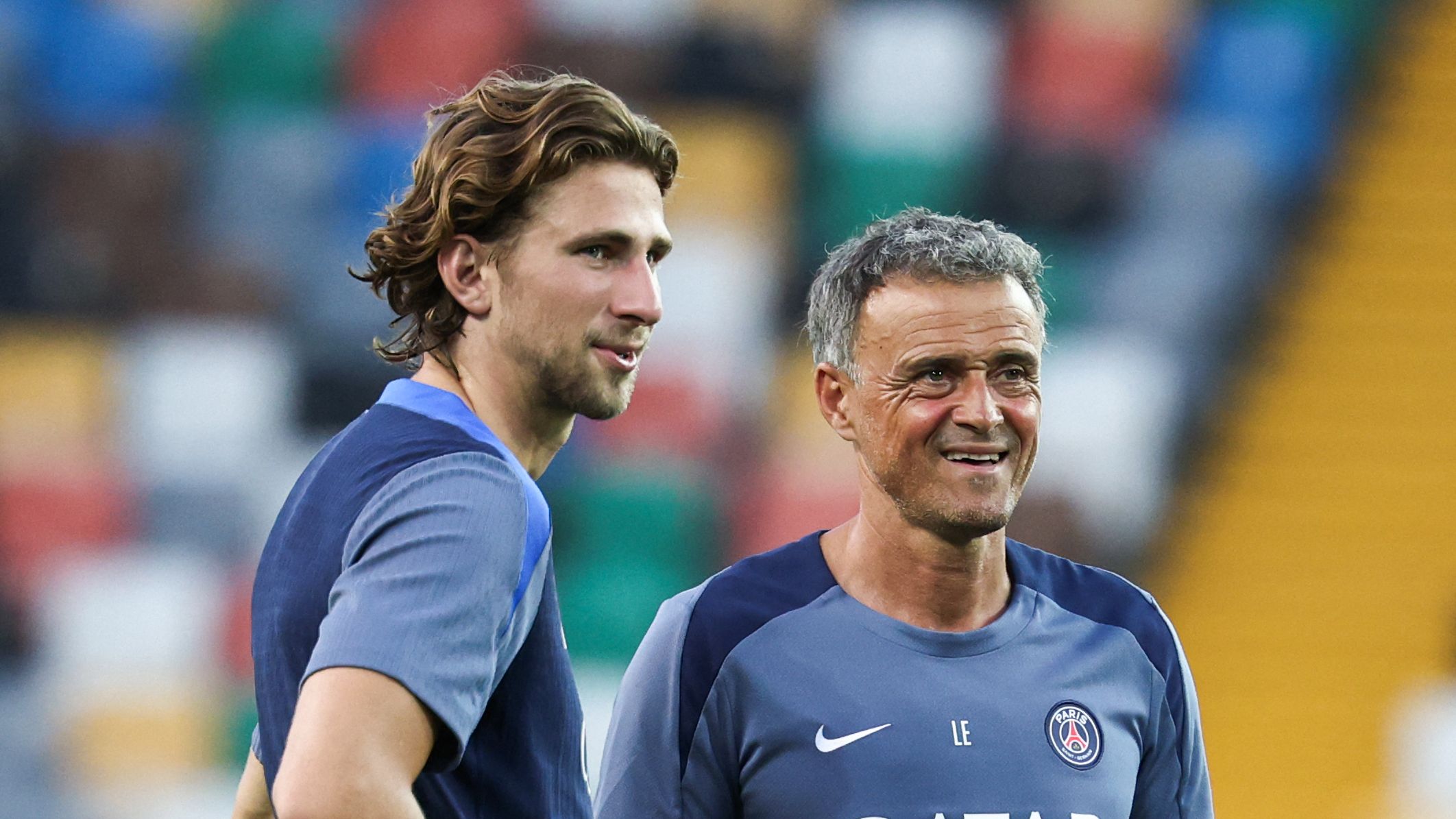 TOPSHOT-FBL-EUR-SUPERCUP-2025-TRAINING-PSG