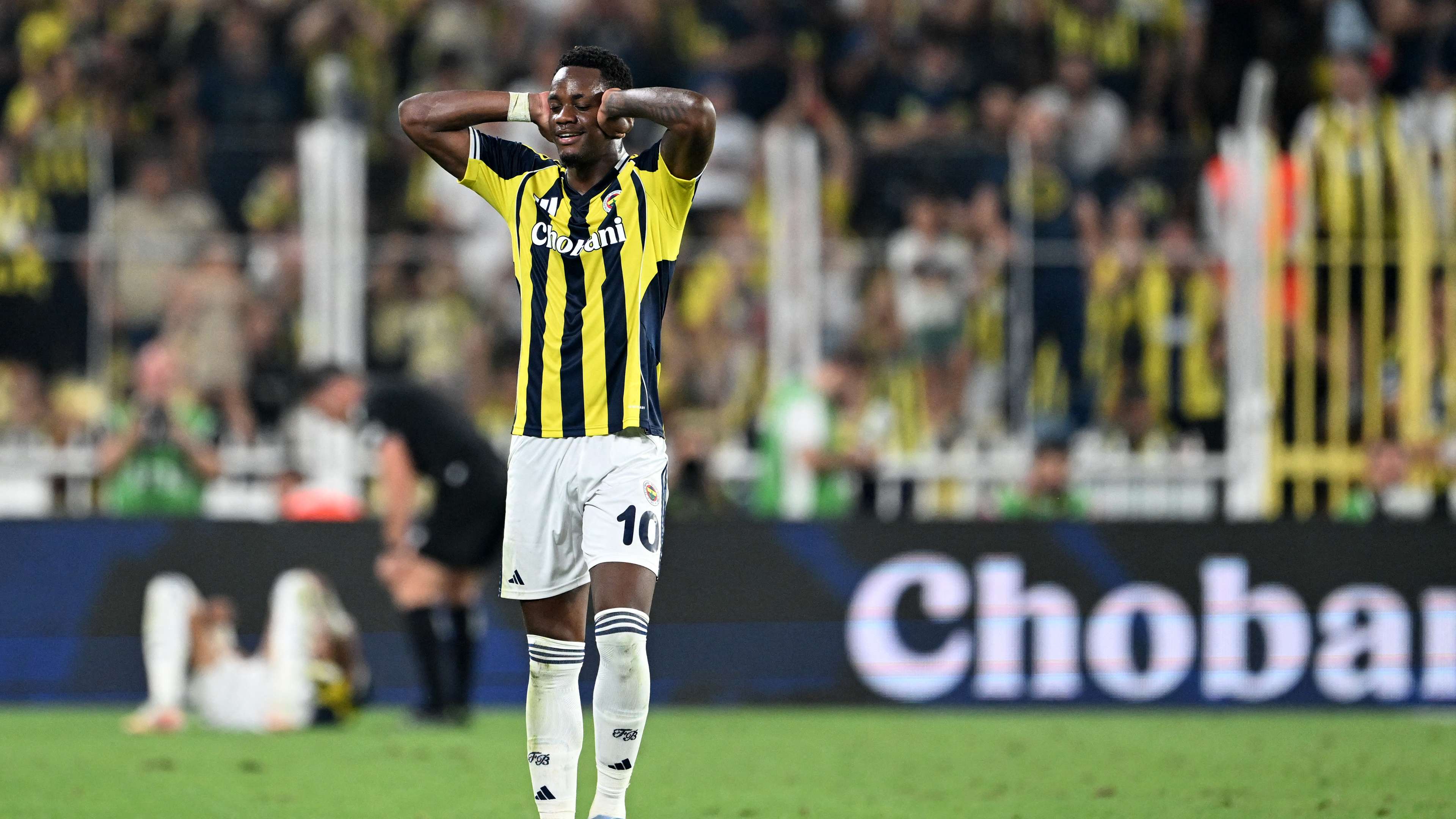 FBL-EUR-C1-FENERBAHCE-FEYENOORD-QUALIFY