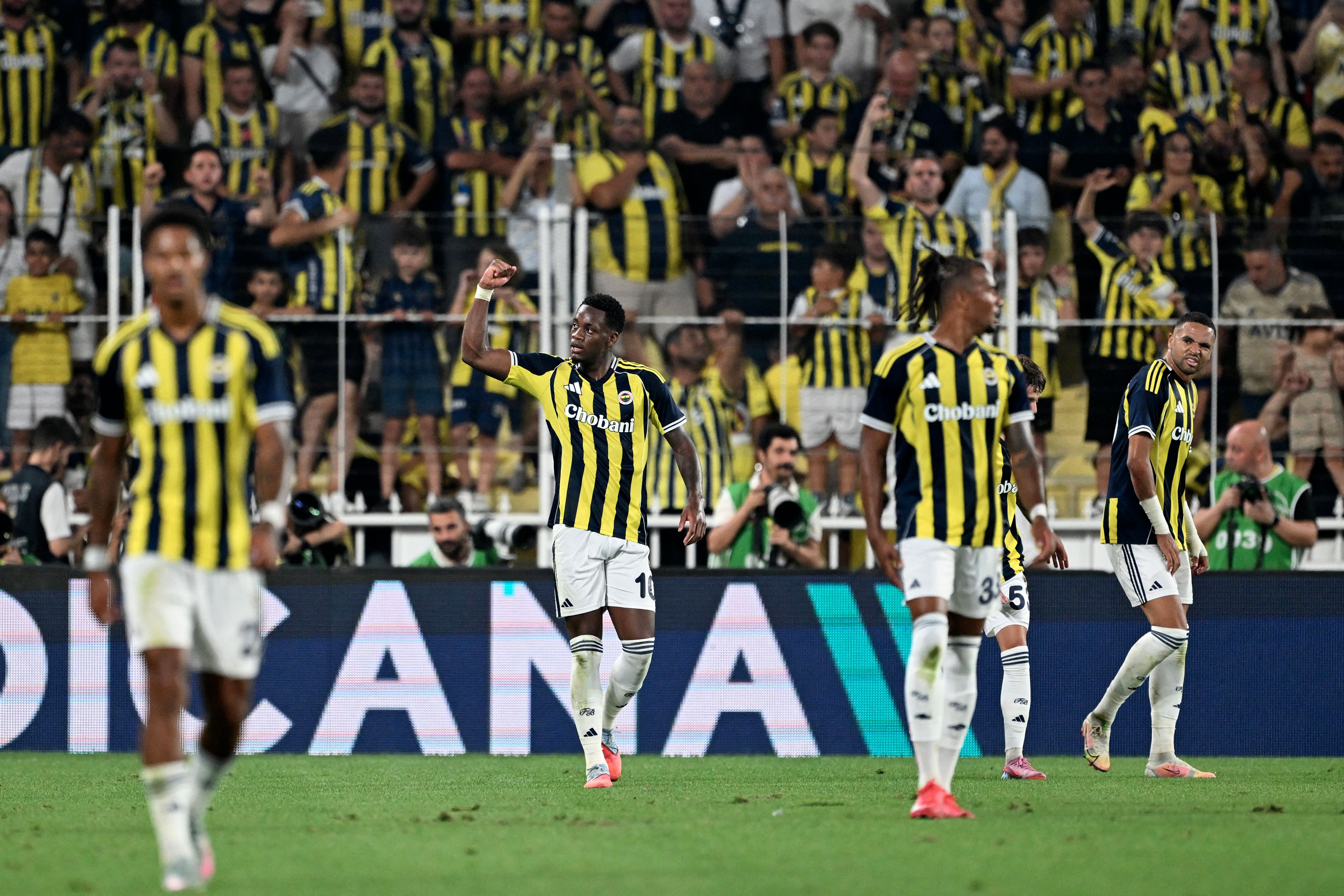 FBL-EUR-C1-FENERBAHCE-FEYENOORD-QUALIFY