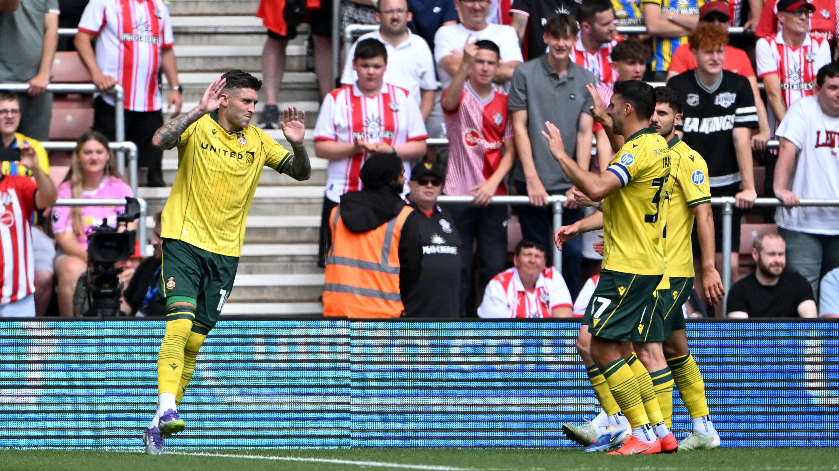 Southampton v Wrexham AFC - Sky Bet Championship