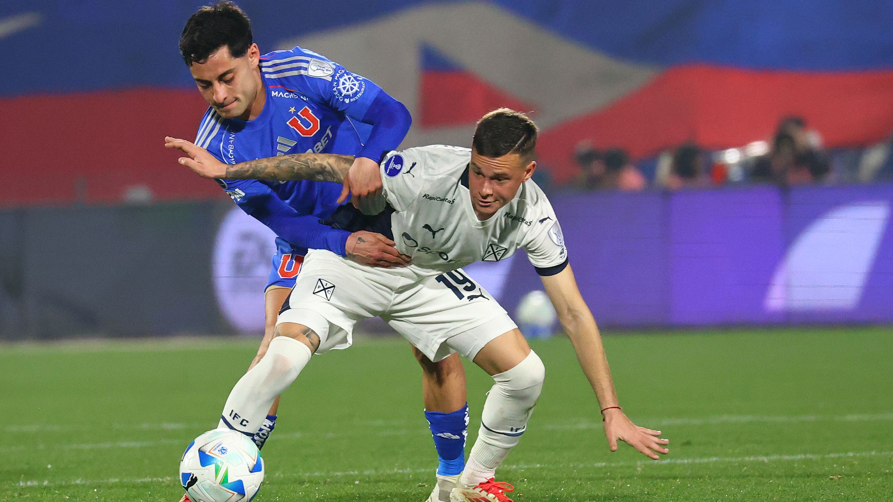 U De Chile v Independiente - Copa CONMEBOL Sudamericana 2025