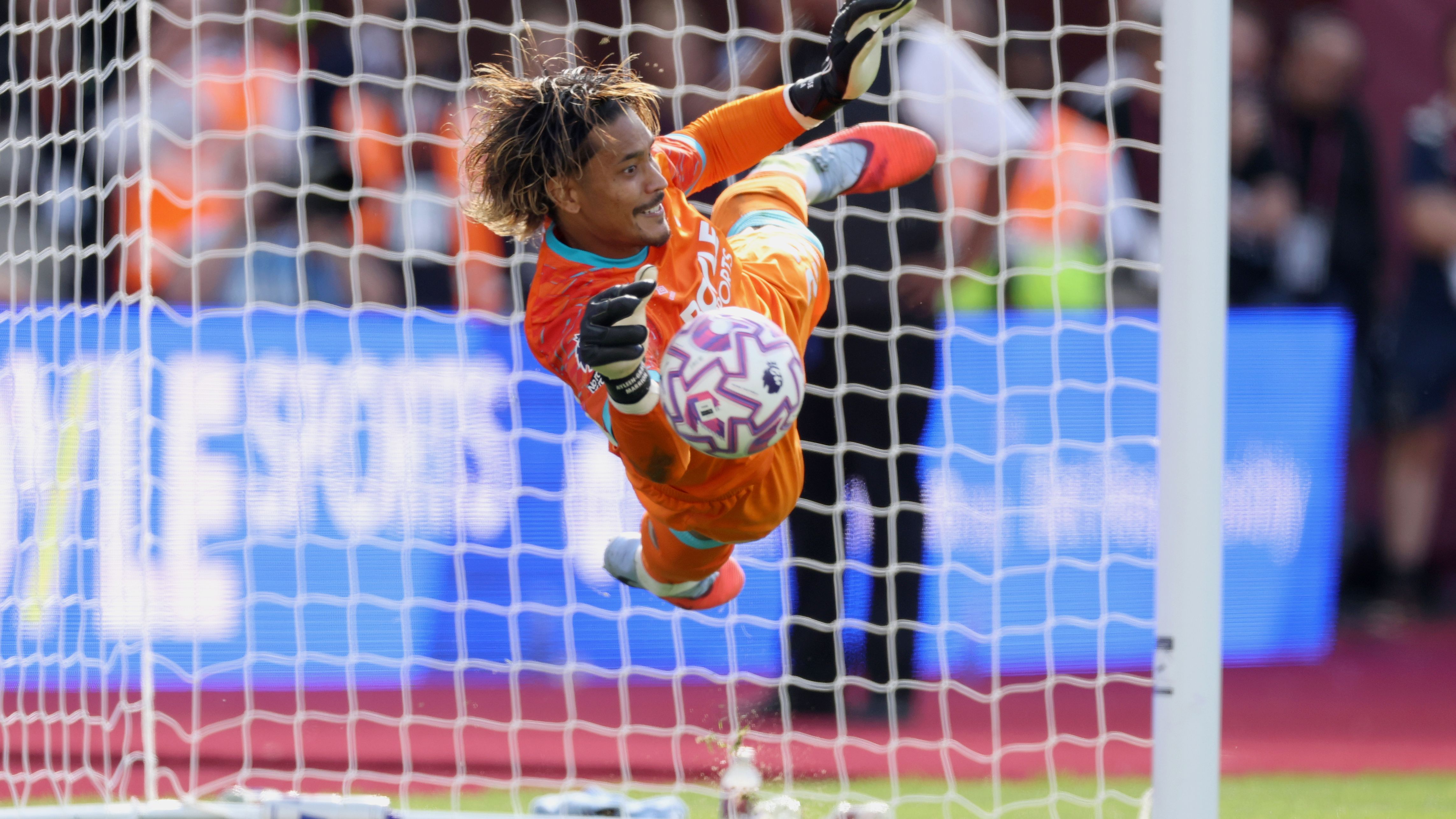 West Ham United v Lille OSC - Pre-Season Friendly